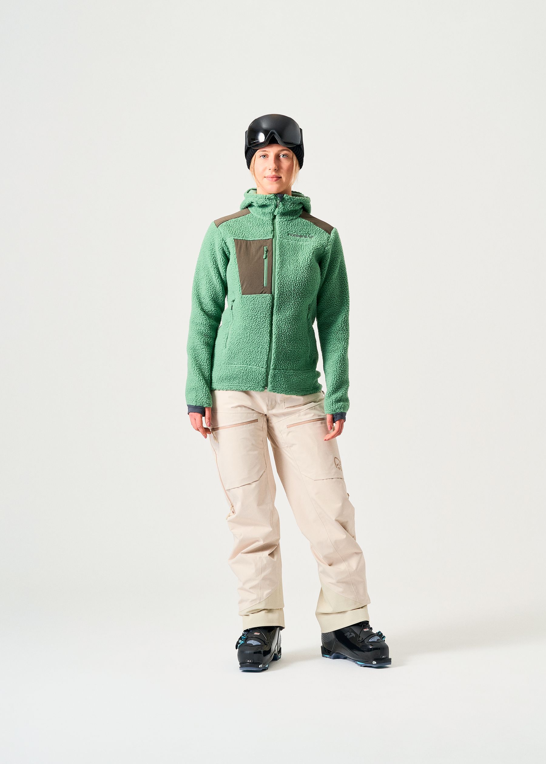Image - 2 - Trolveggen Warm3 Zip Hood