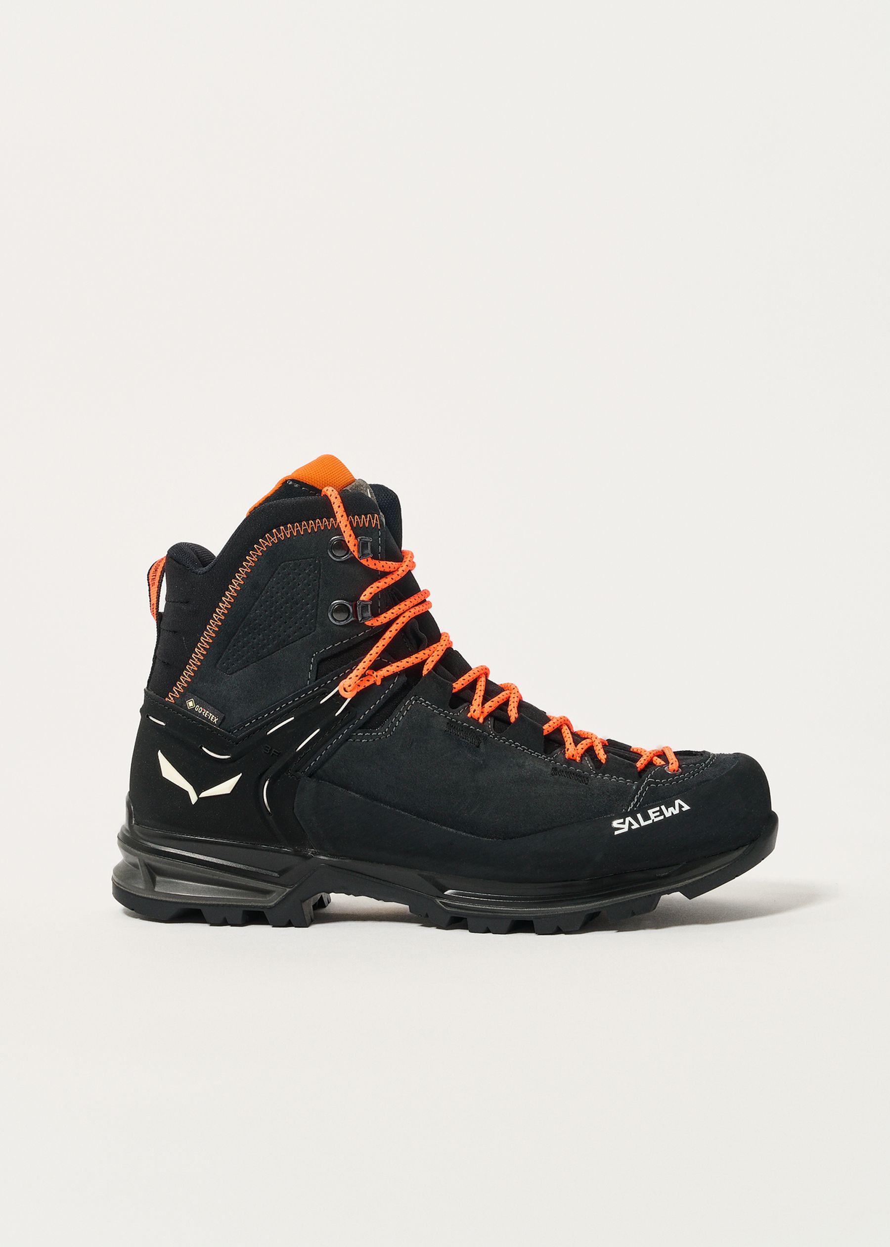 Image - 1 - Mountain Trainer 2 Mid GORE-TEX Walking Boots