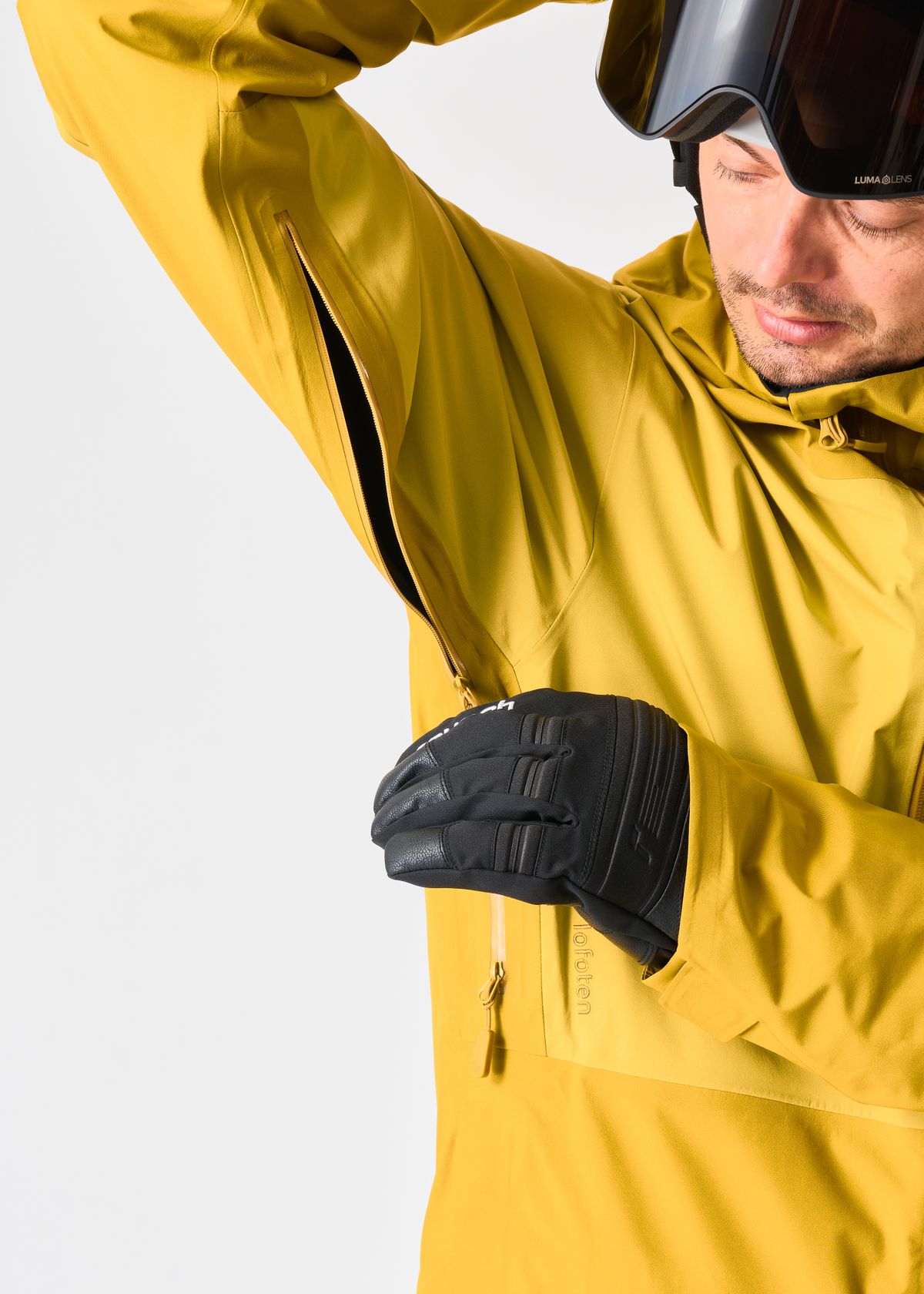 Underarm Venting Zips