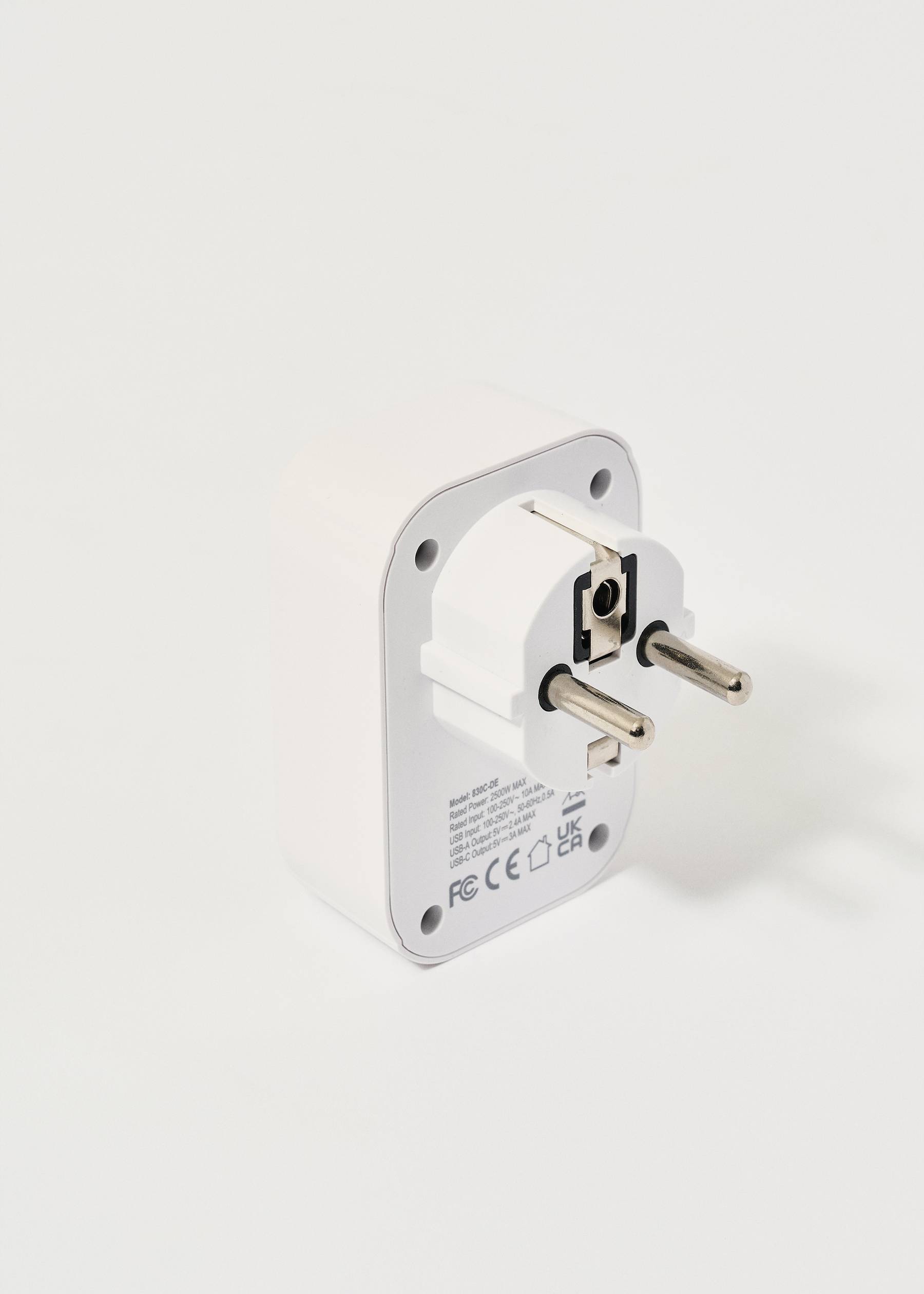 Image - 3 - European Adaptor + USB