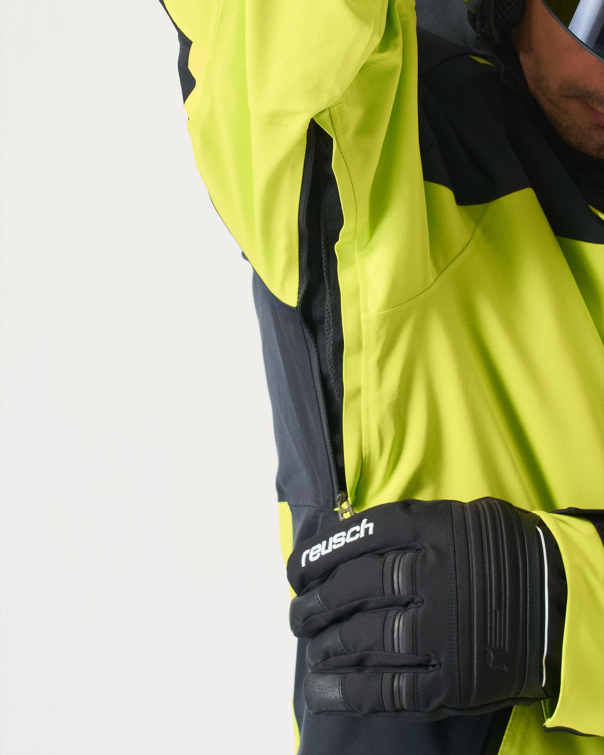 Underarm venting zips