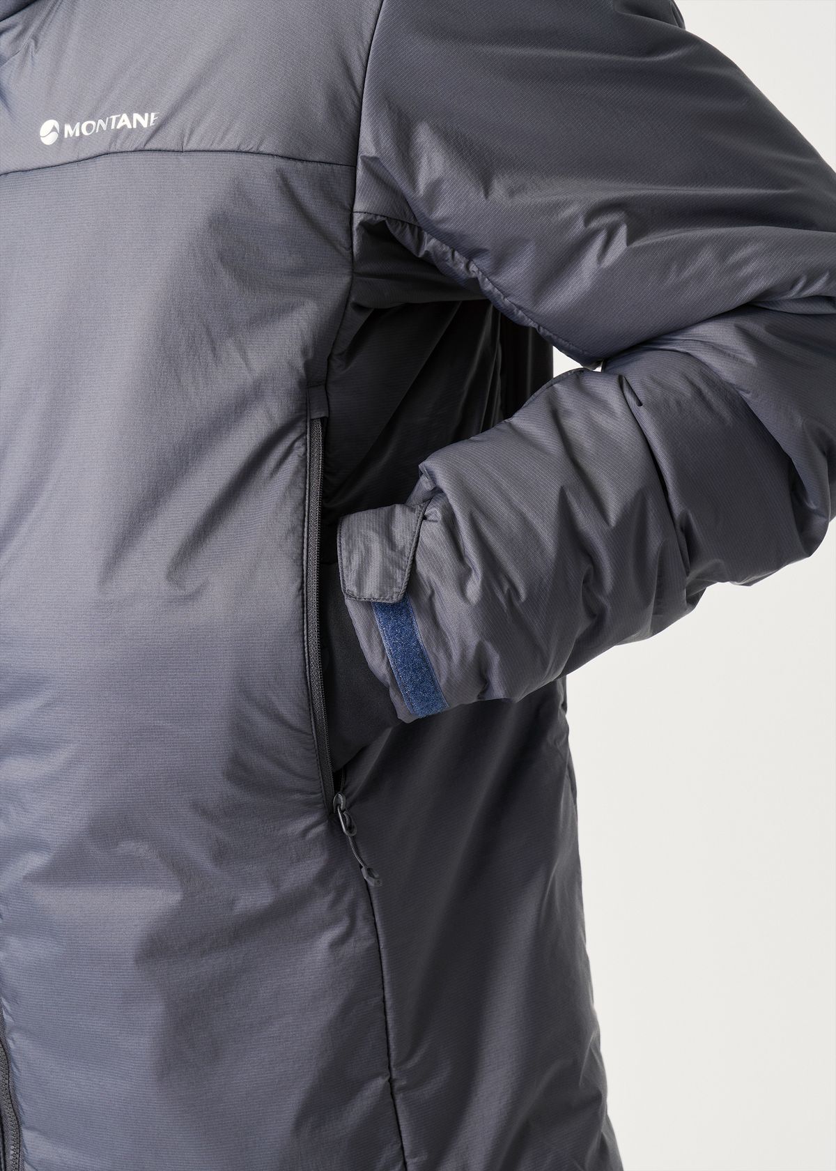 Harness compatible hand pockets