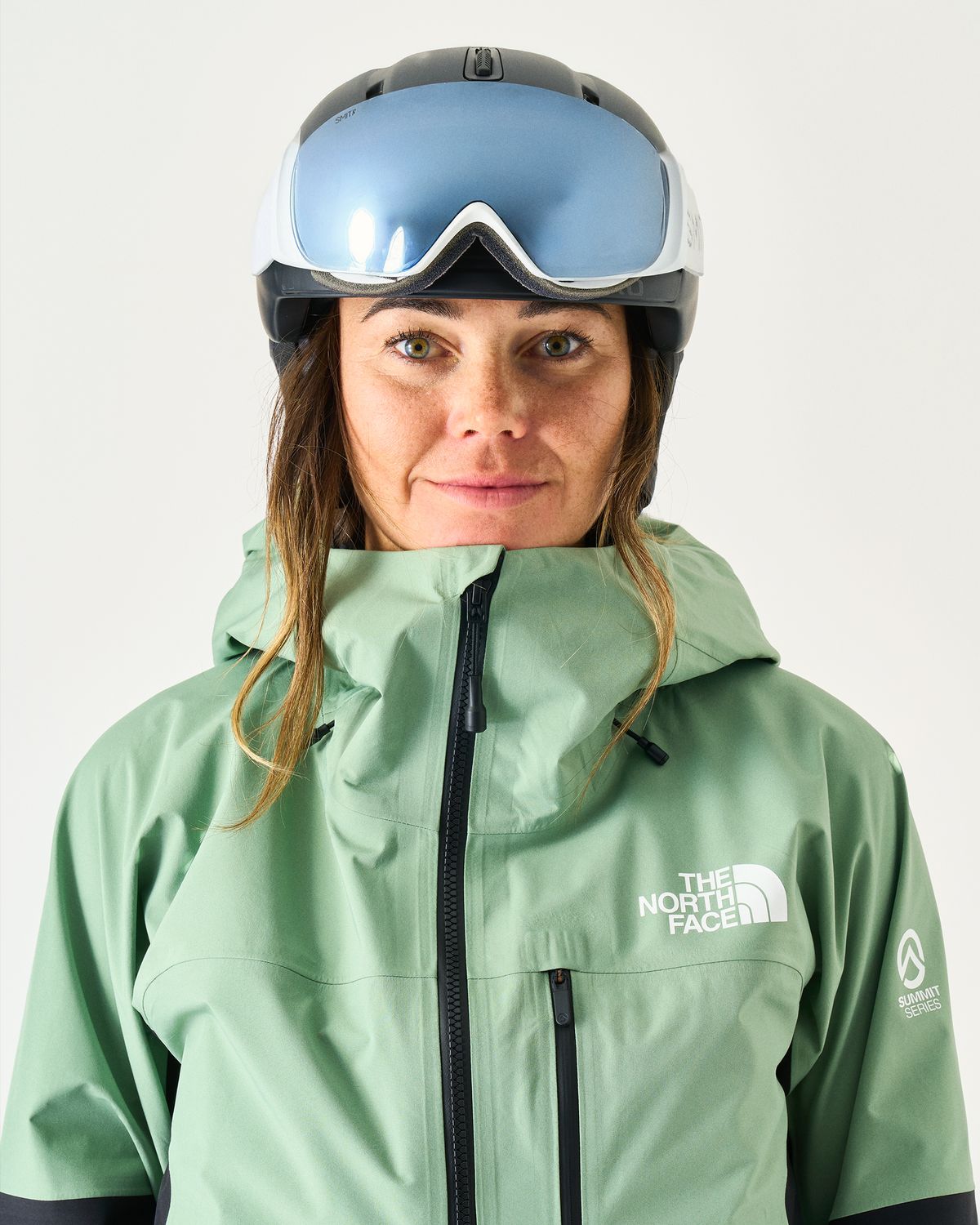 Deep vertical chest pocket