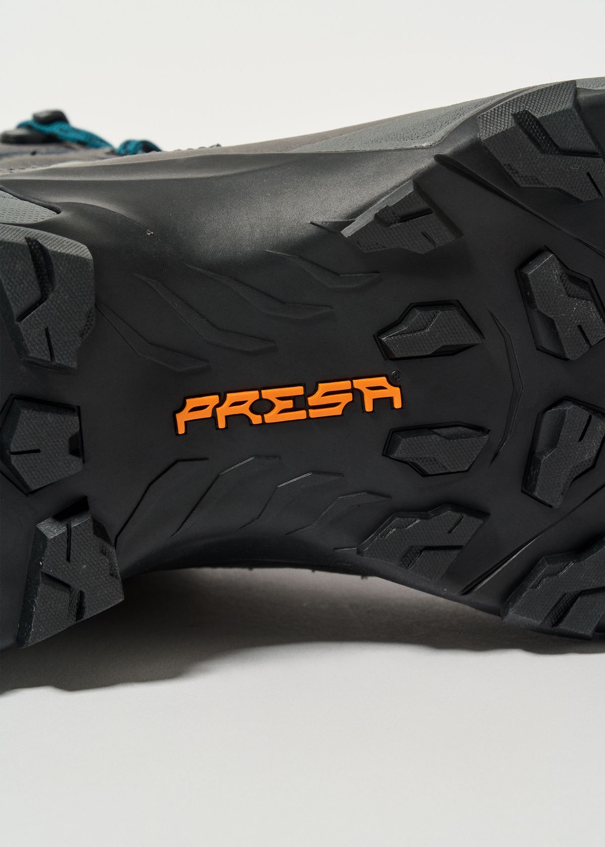 Presa HIK-04 outsole