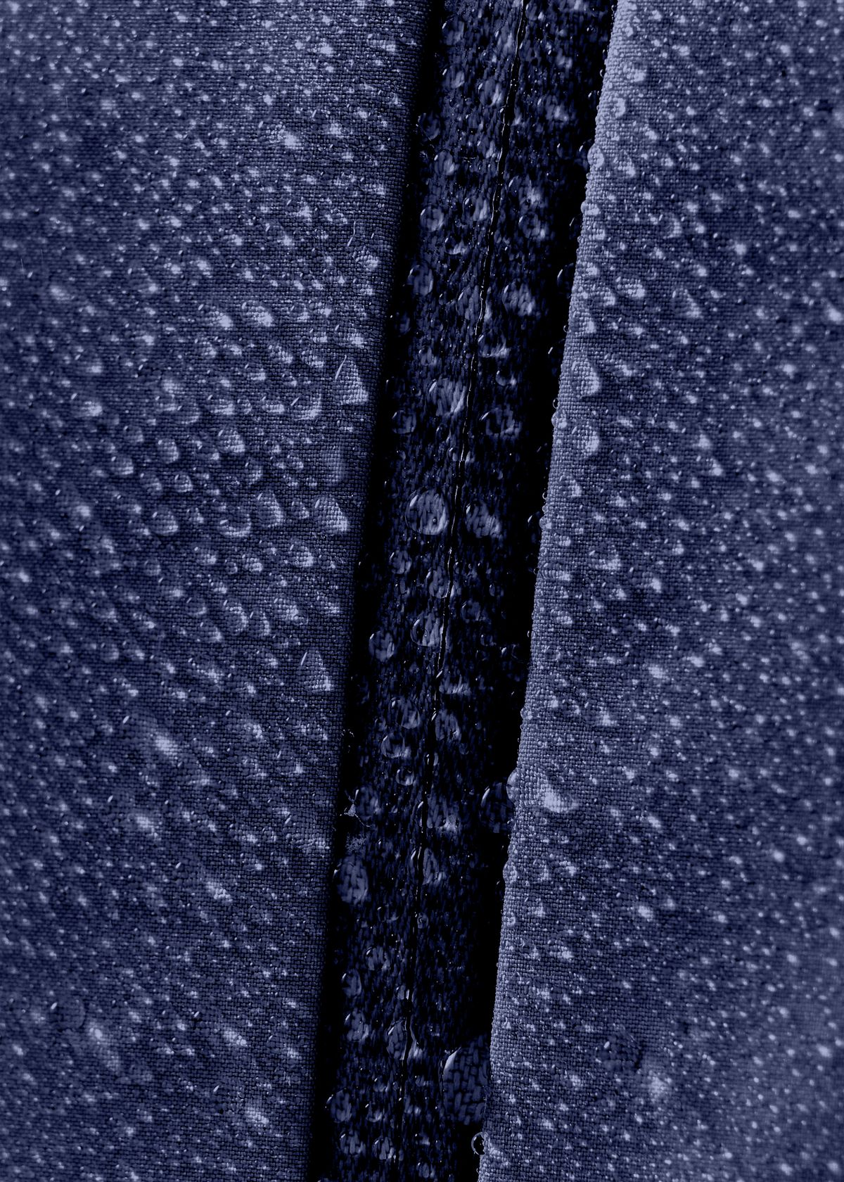 Water-repellent front zip