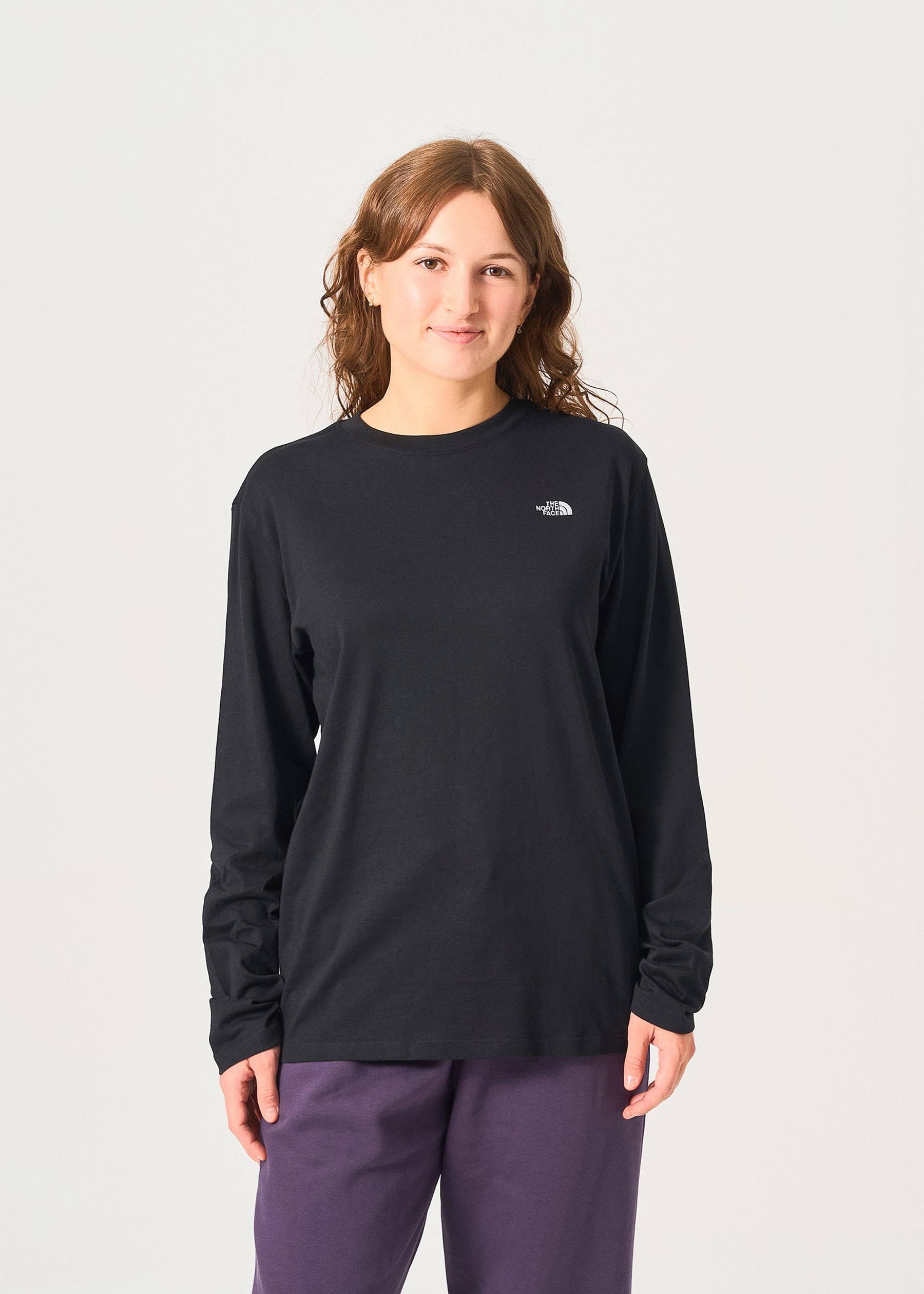 Image - 1 - TNF Essential Simple Dome Relaxed Long Sleeve Tee