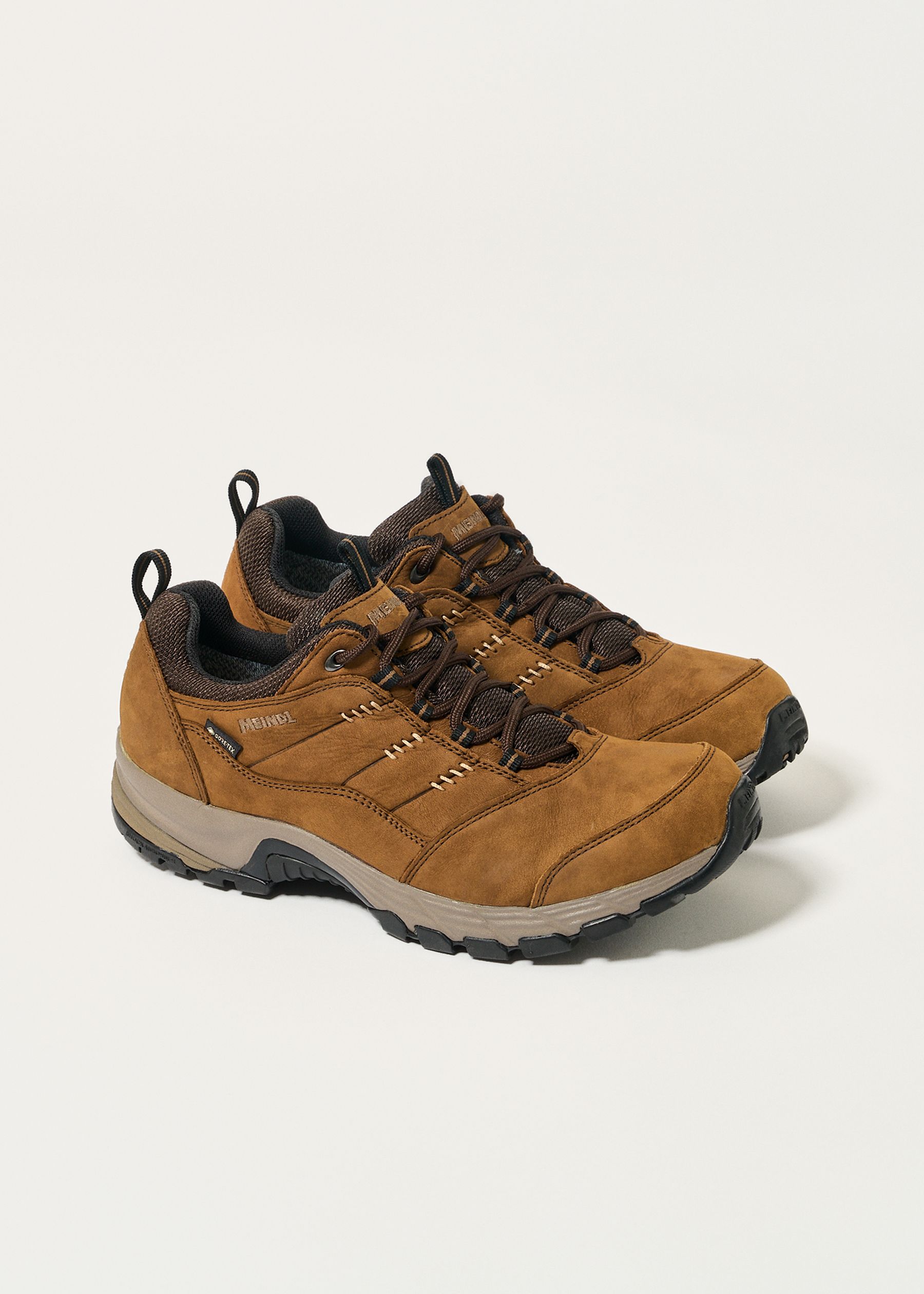 Image - 2 - Philadelphia GORE-TEX Walking Shoes