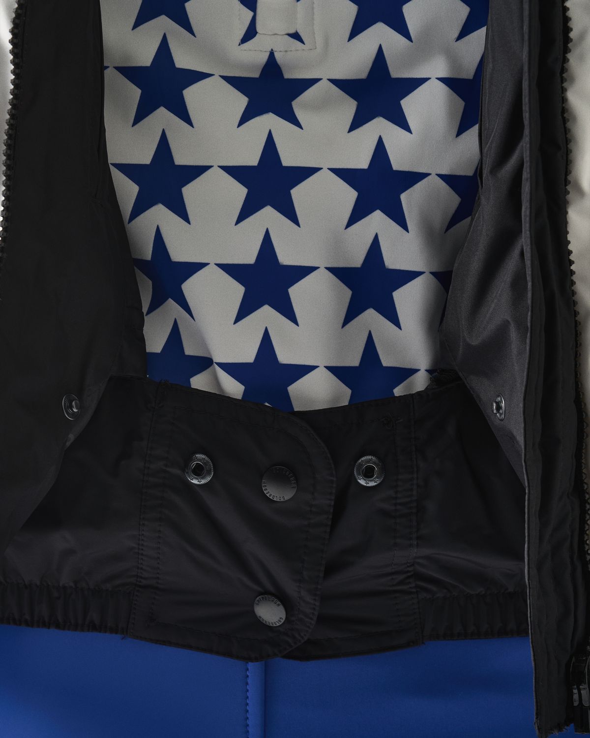 Removable snow skirt 