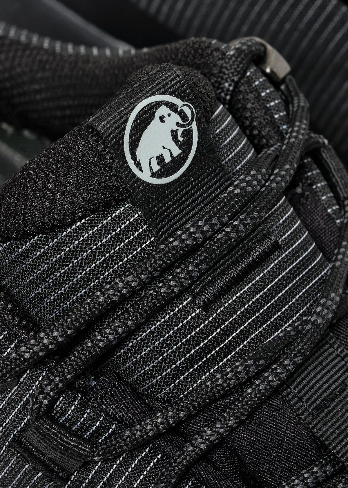 Tongue and heel tabs	