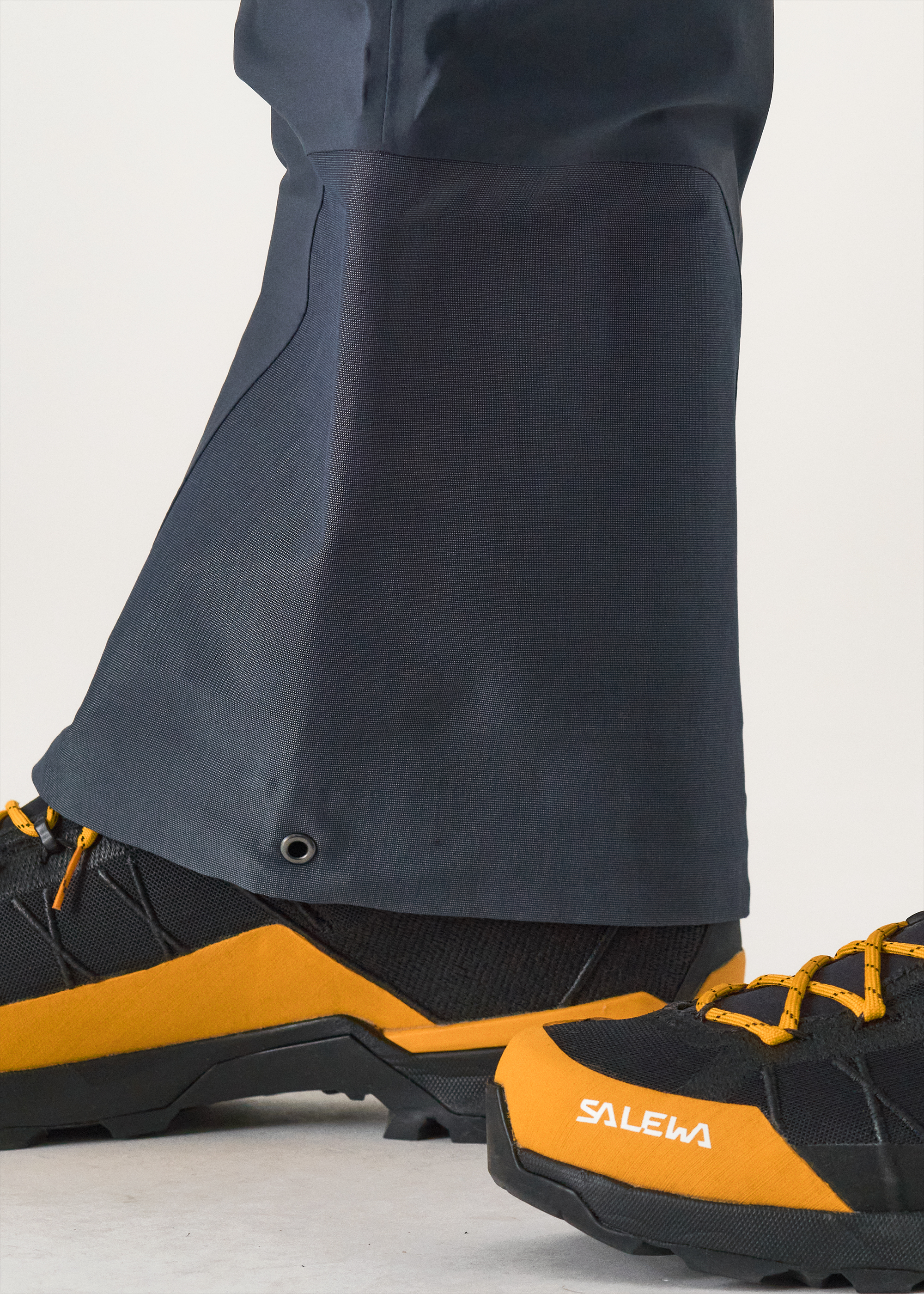 Norrona Trollveggen GORE-TEX Pro Light Trousers