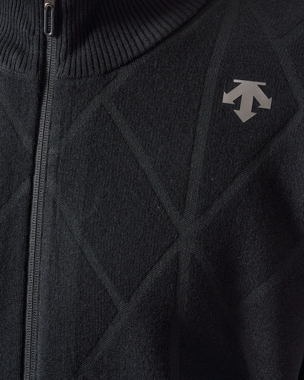 Argyll jacquard knit