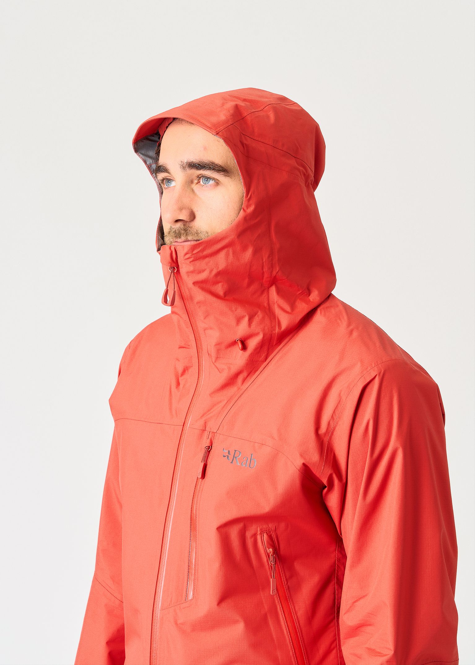 Adjustable hood    
