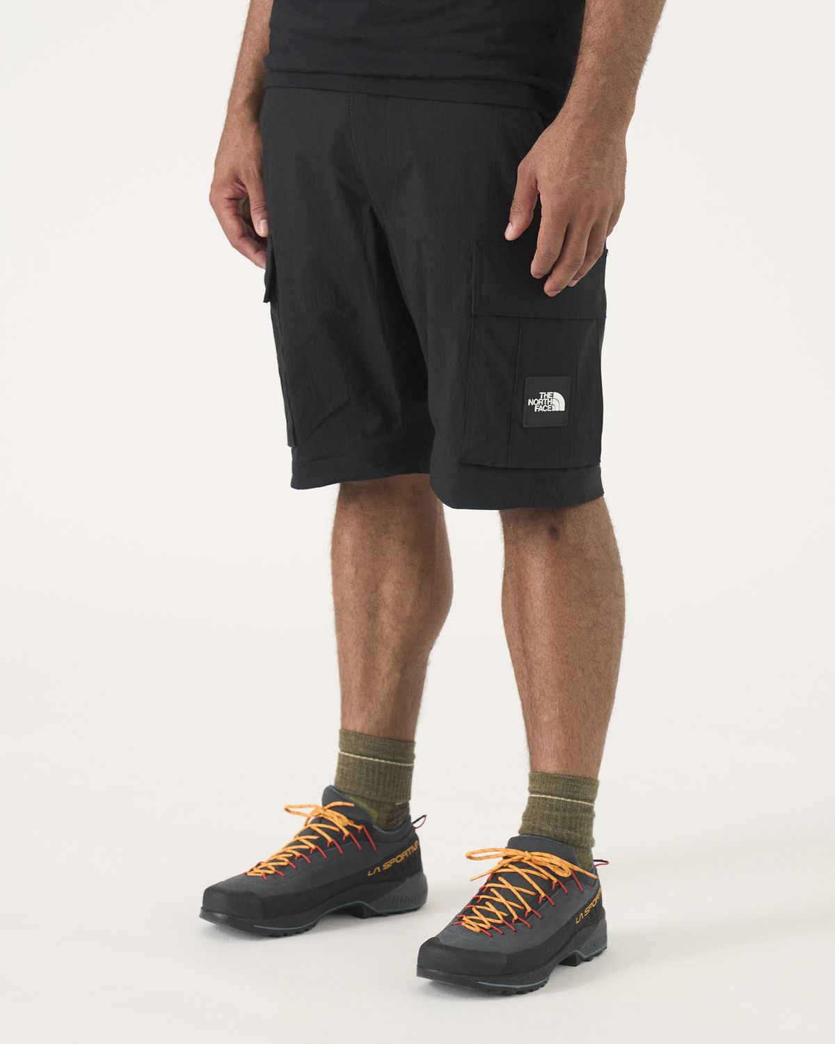  Zip-off trouser legs