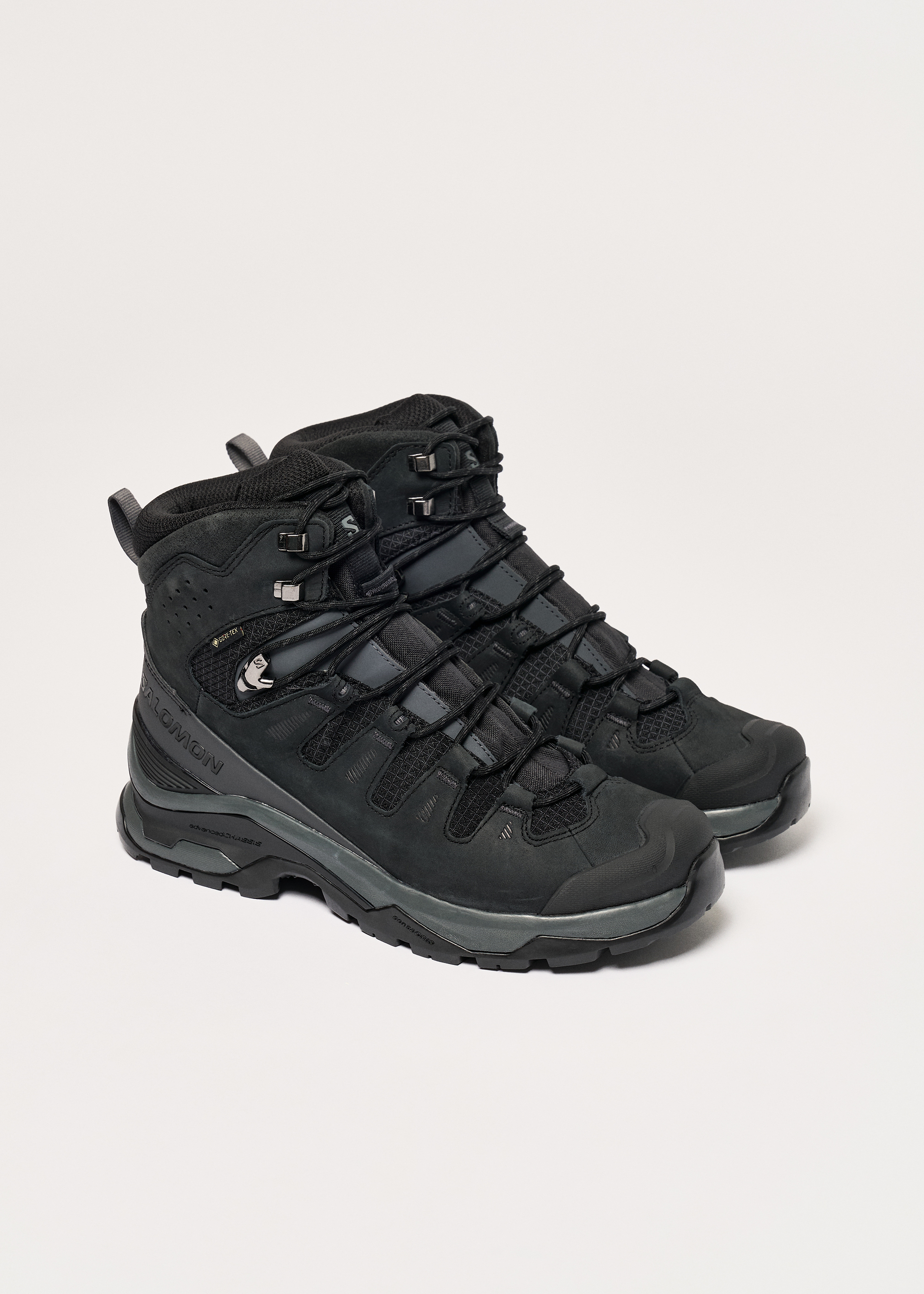 Salomon Quest 5 GORE-TEX Walking Boots