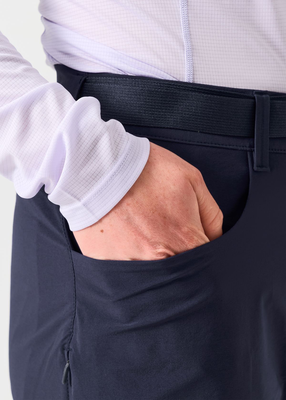 Open hand pockets