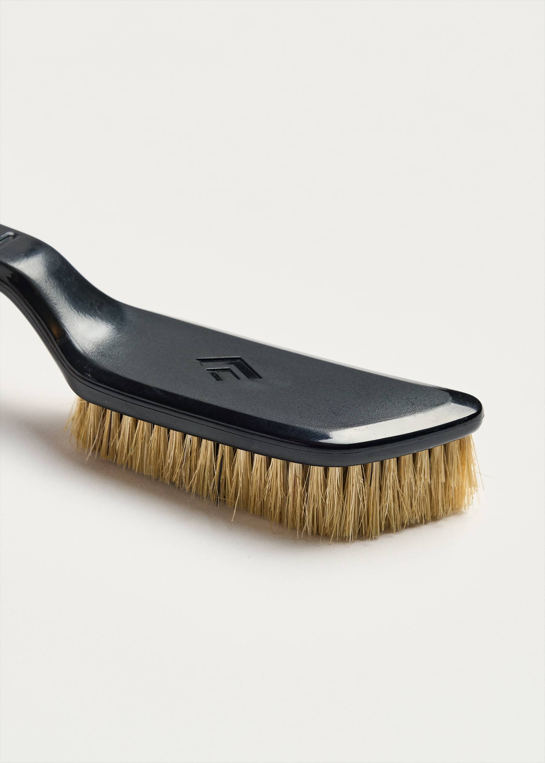 Image - 2 - Medium Bouldering Brush