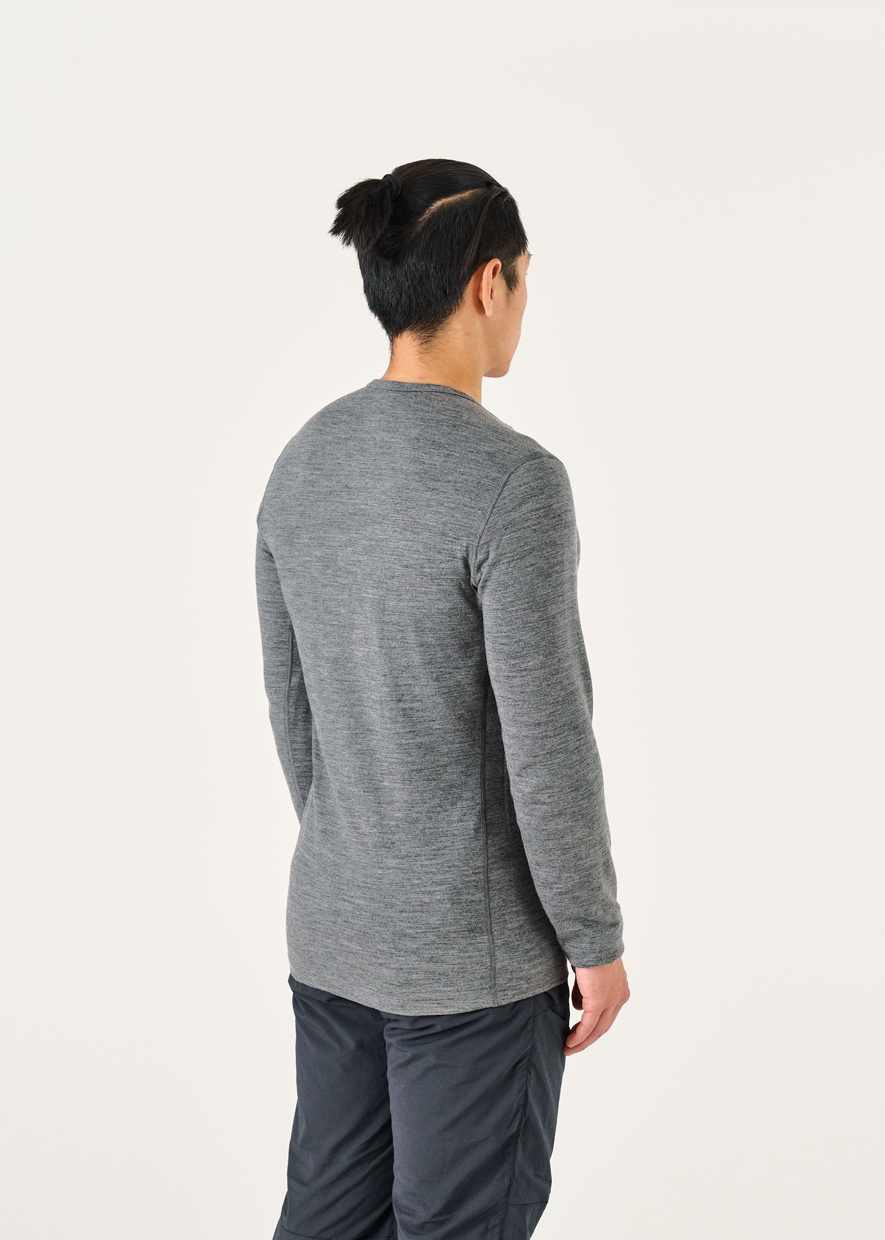 Image - 3 - Bodyfit 200 Oasis Long Sleeved Crew