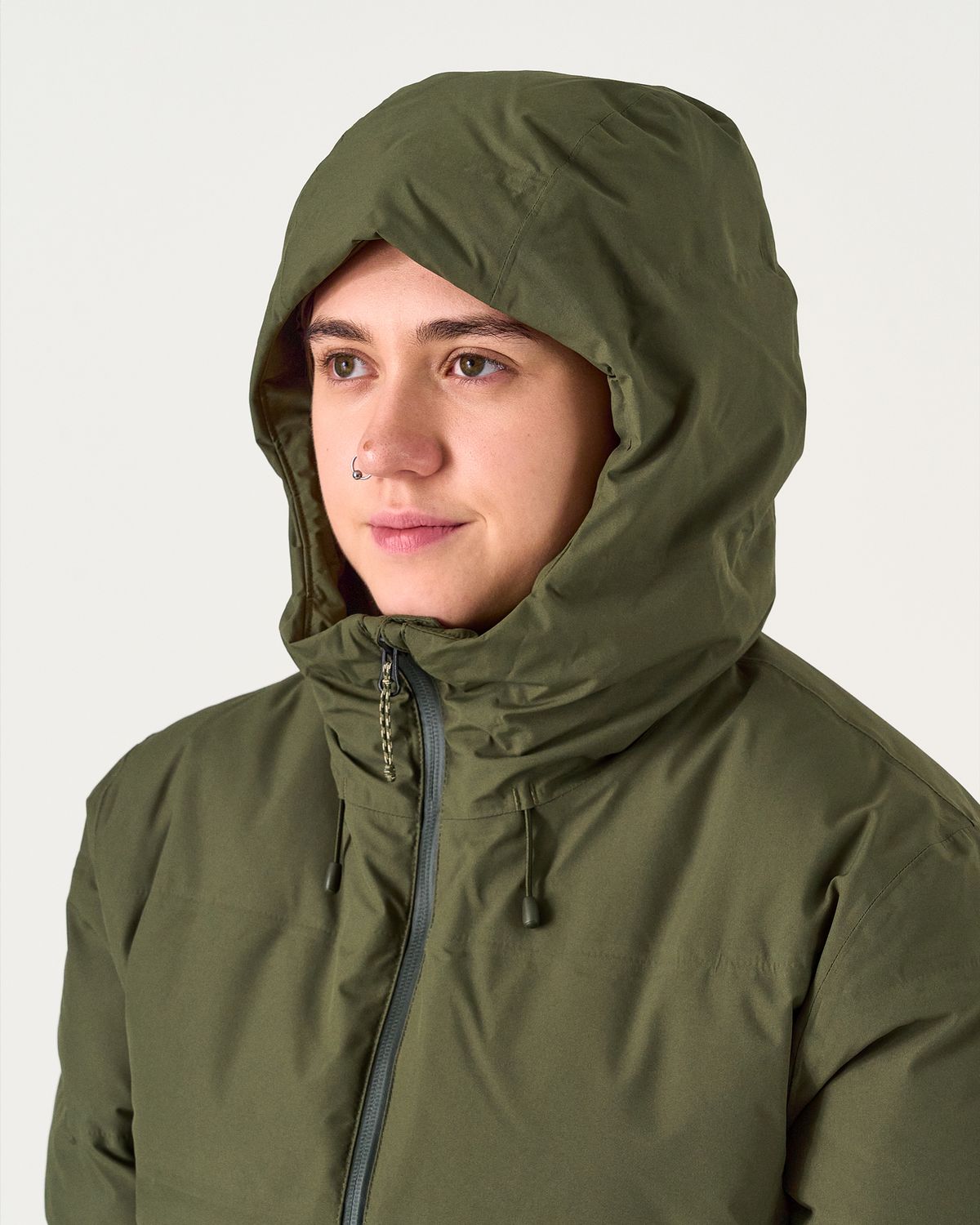 Adjustable, insulated hood