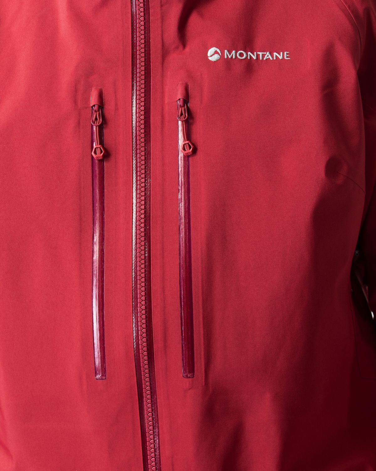 Harness compatible chest pockets