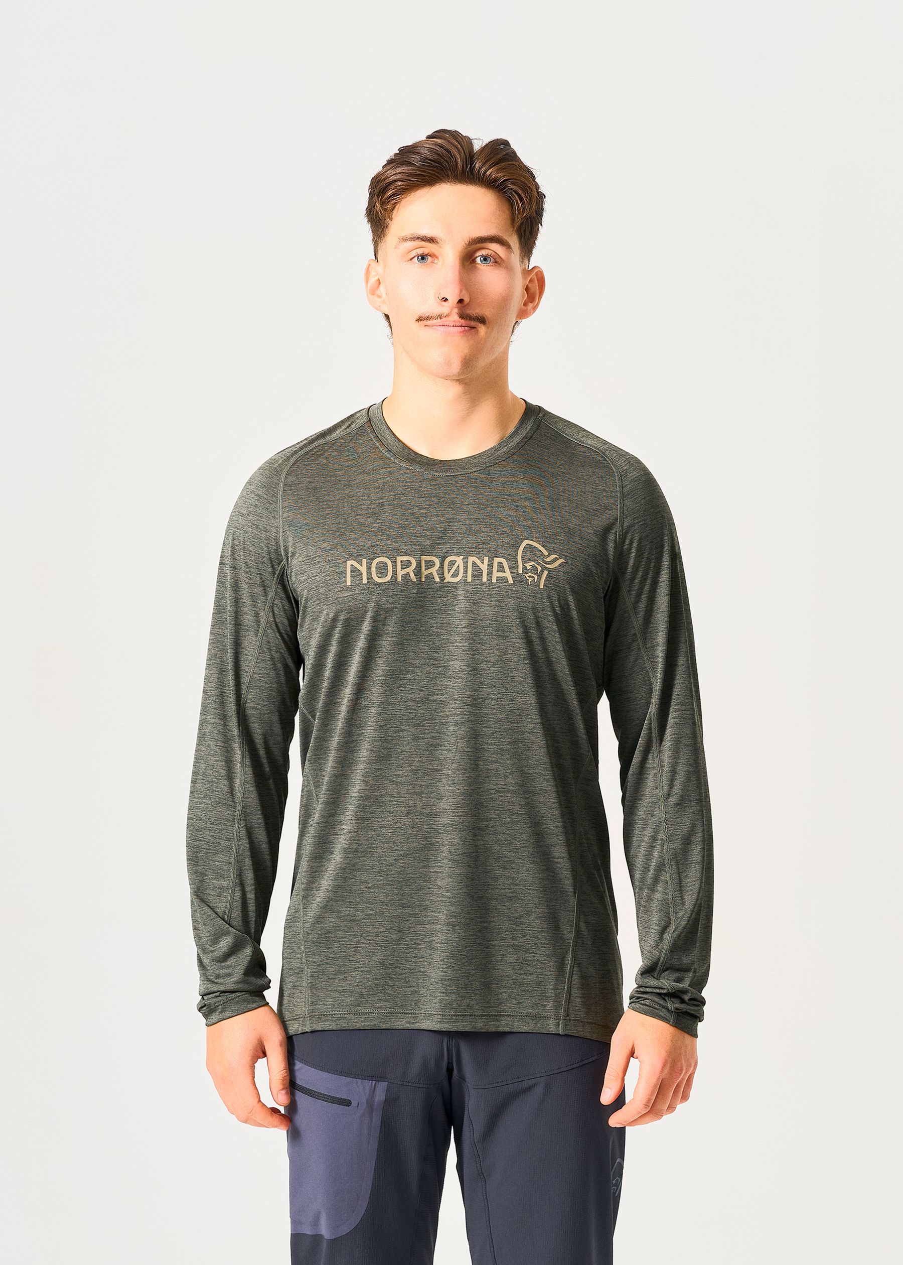 Image - 1 - Fjora Equaliser Long Sleeve Top