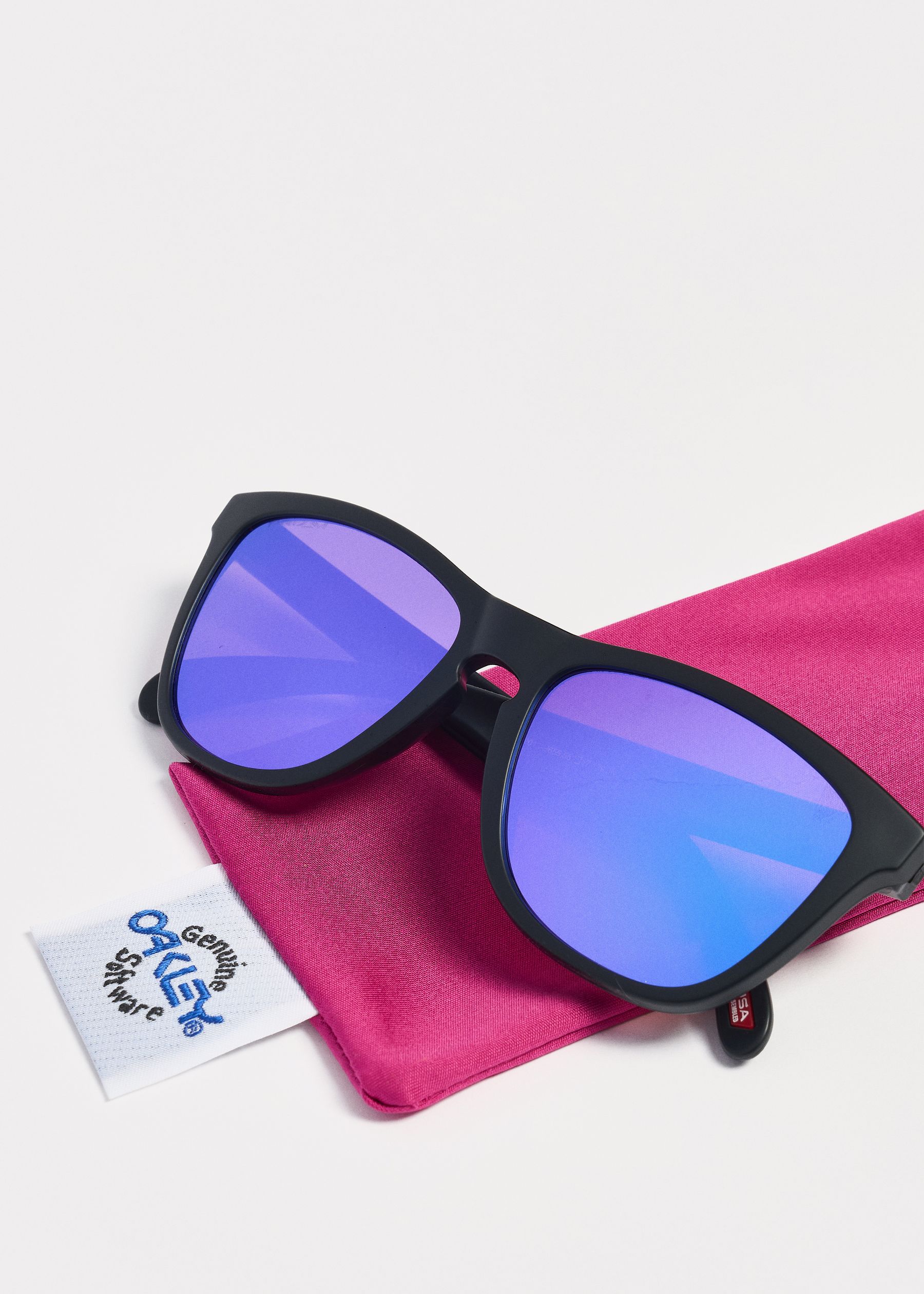 Image - 2 - Frogskins Matte Black / Prizm Violet Sunglasses