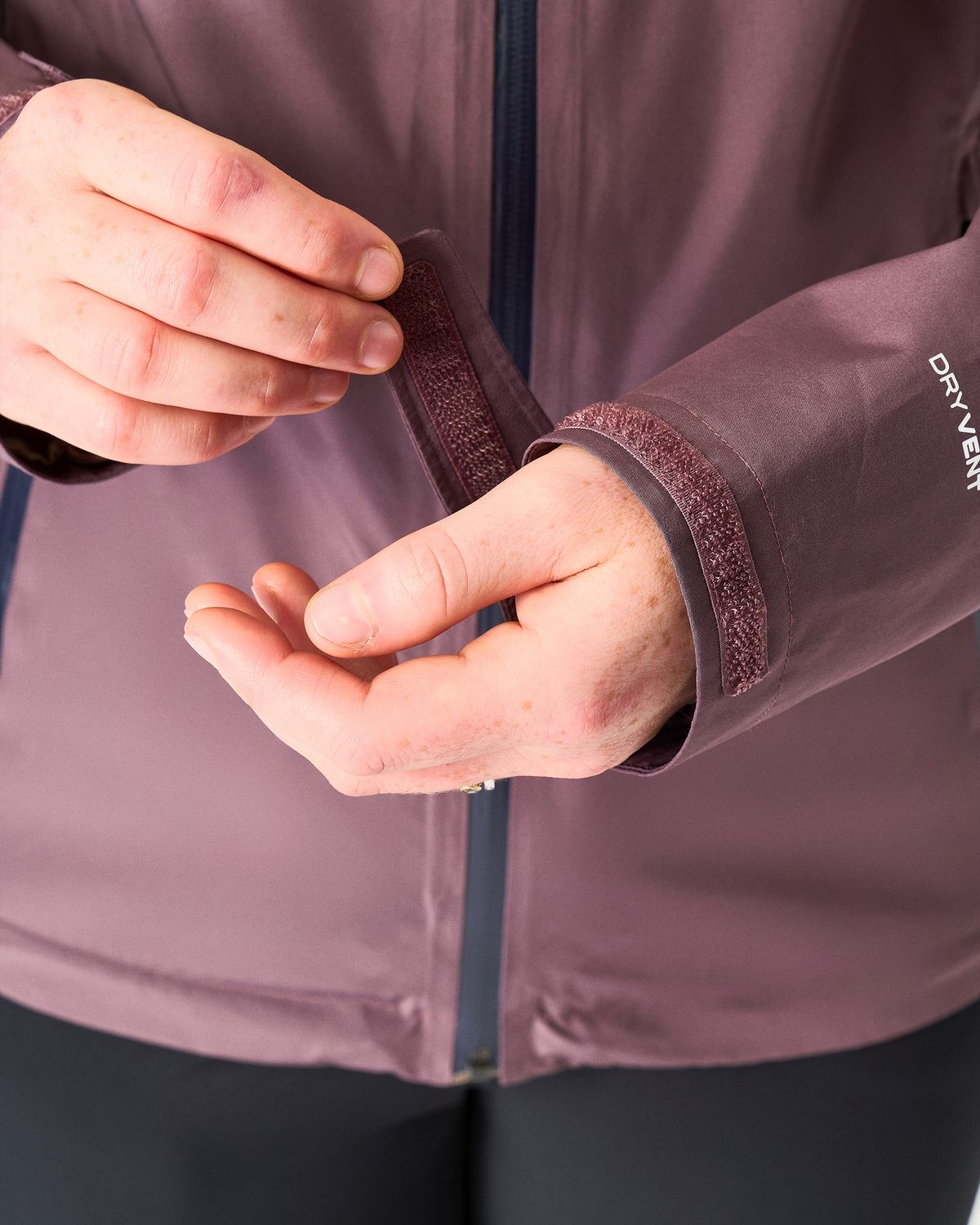 Velcro adjustable cuffs