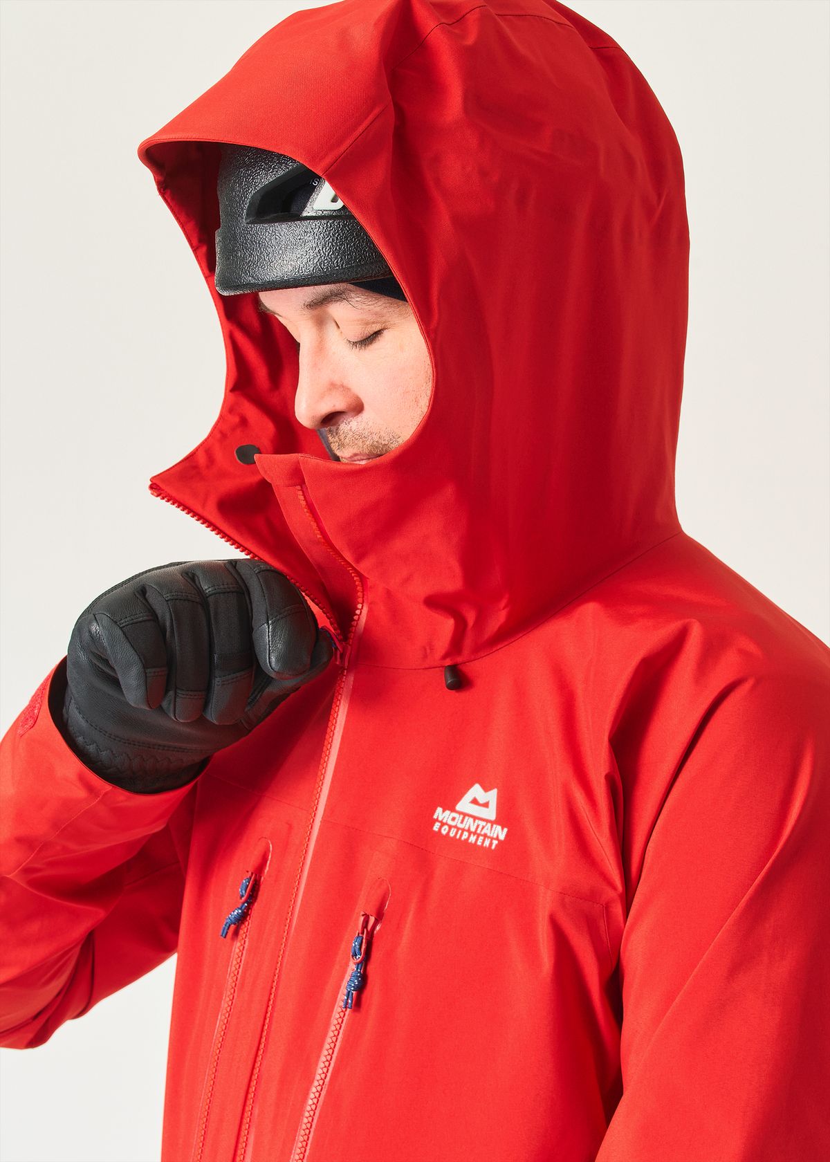 Helmet compatible Super Alpine hood