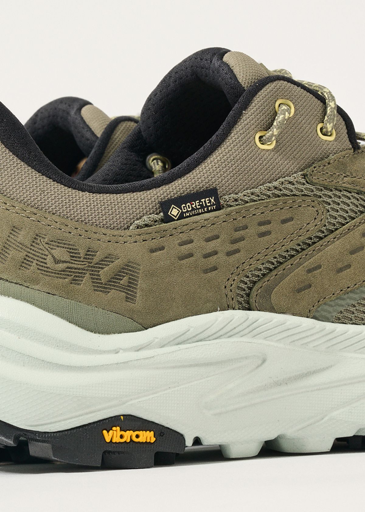 GORE-TEX Invisible Fit waterproof protection