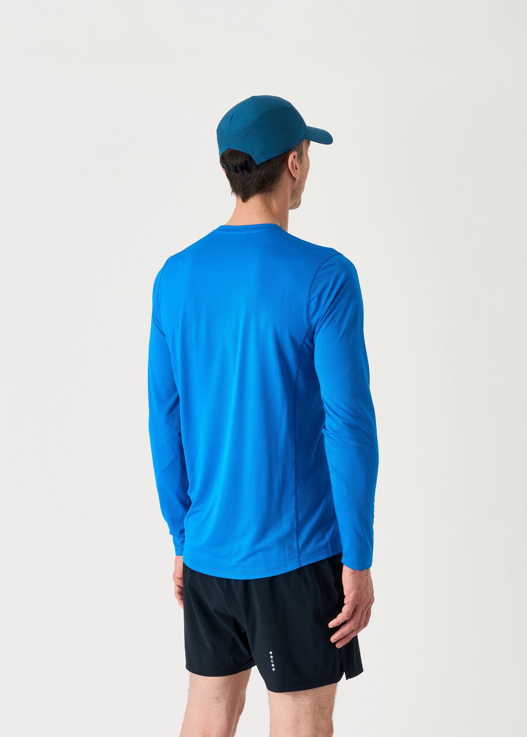 Image - 3 - Dart Lite Long Sleeved T-Shirt