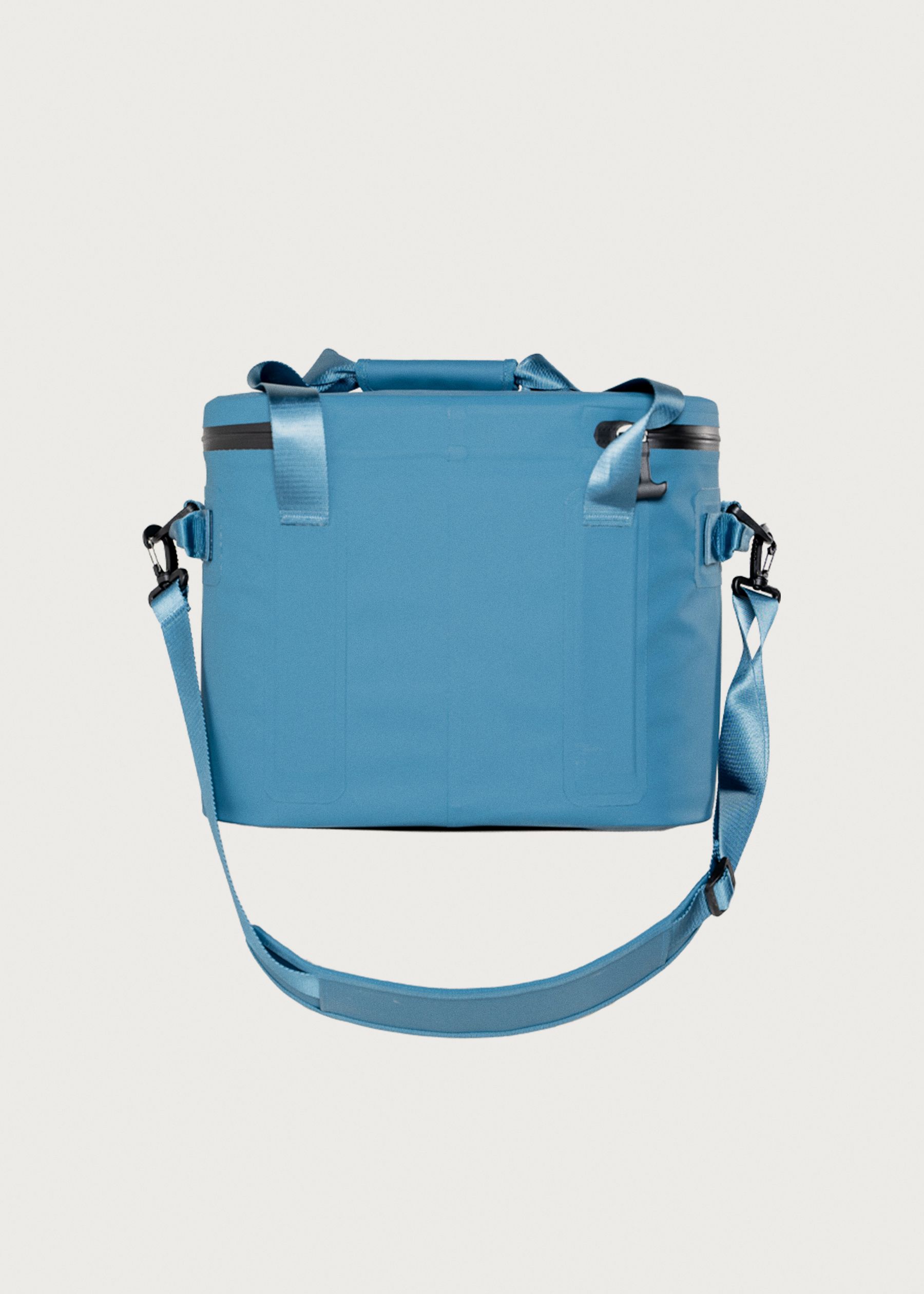 Image - 3 - Waterproof Soft Cooler Bag 18L