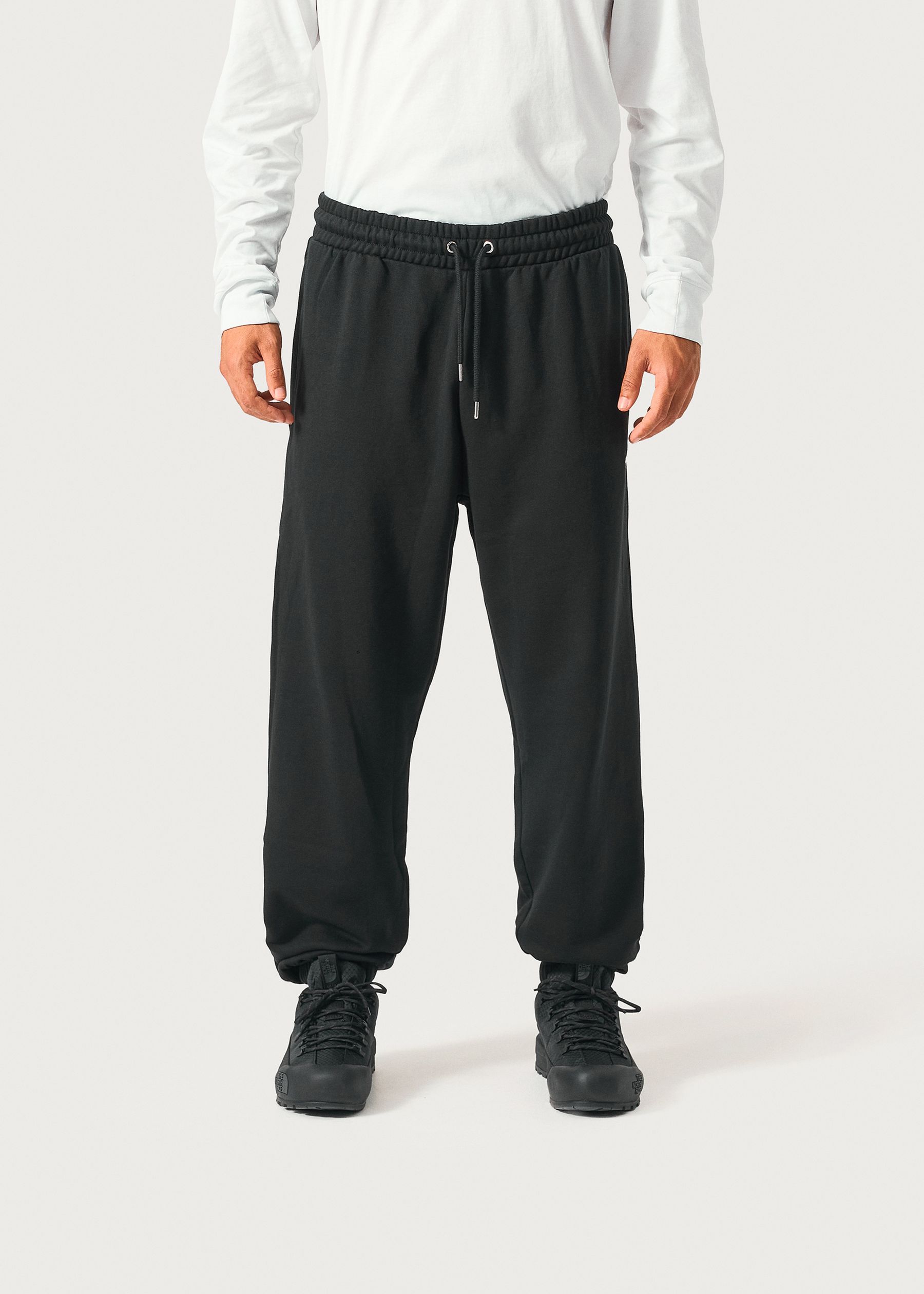 Image - 1 - TNF Essential Simple Dome Relaxed Jogger