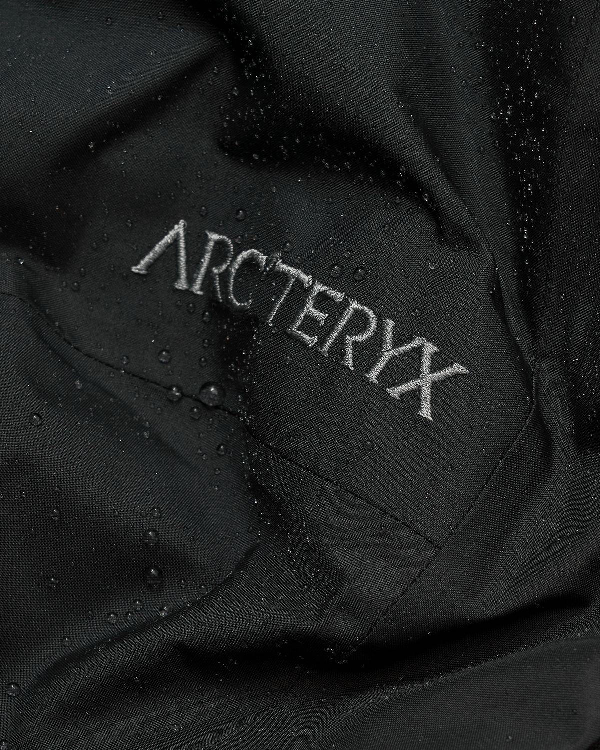 GORE-TEX INFINIUM ePE windproof overlays