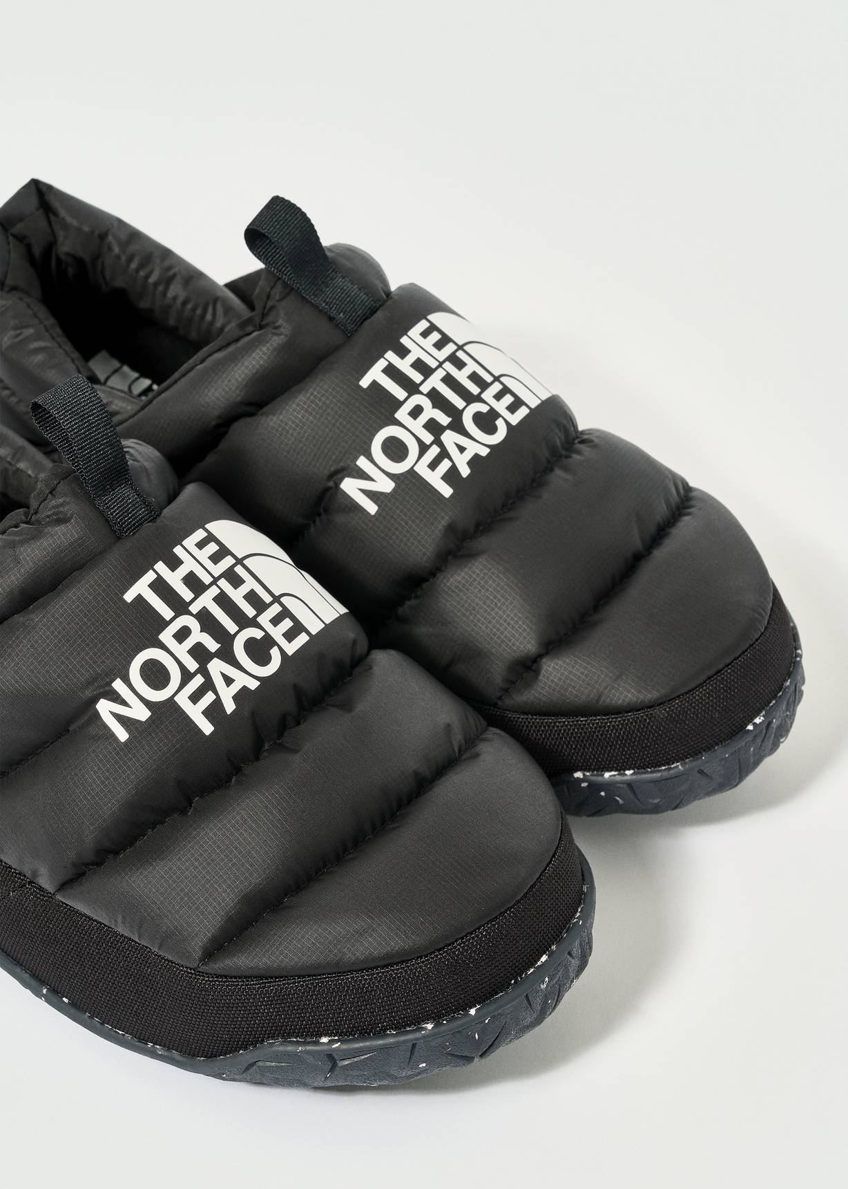 THE NORTH FACE×emmi 　SHORTヌプシ 楽天市場】【THE NORTH FACE】Nuptse Bootie Short emmi エミ