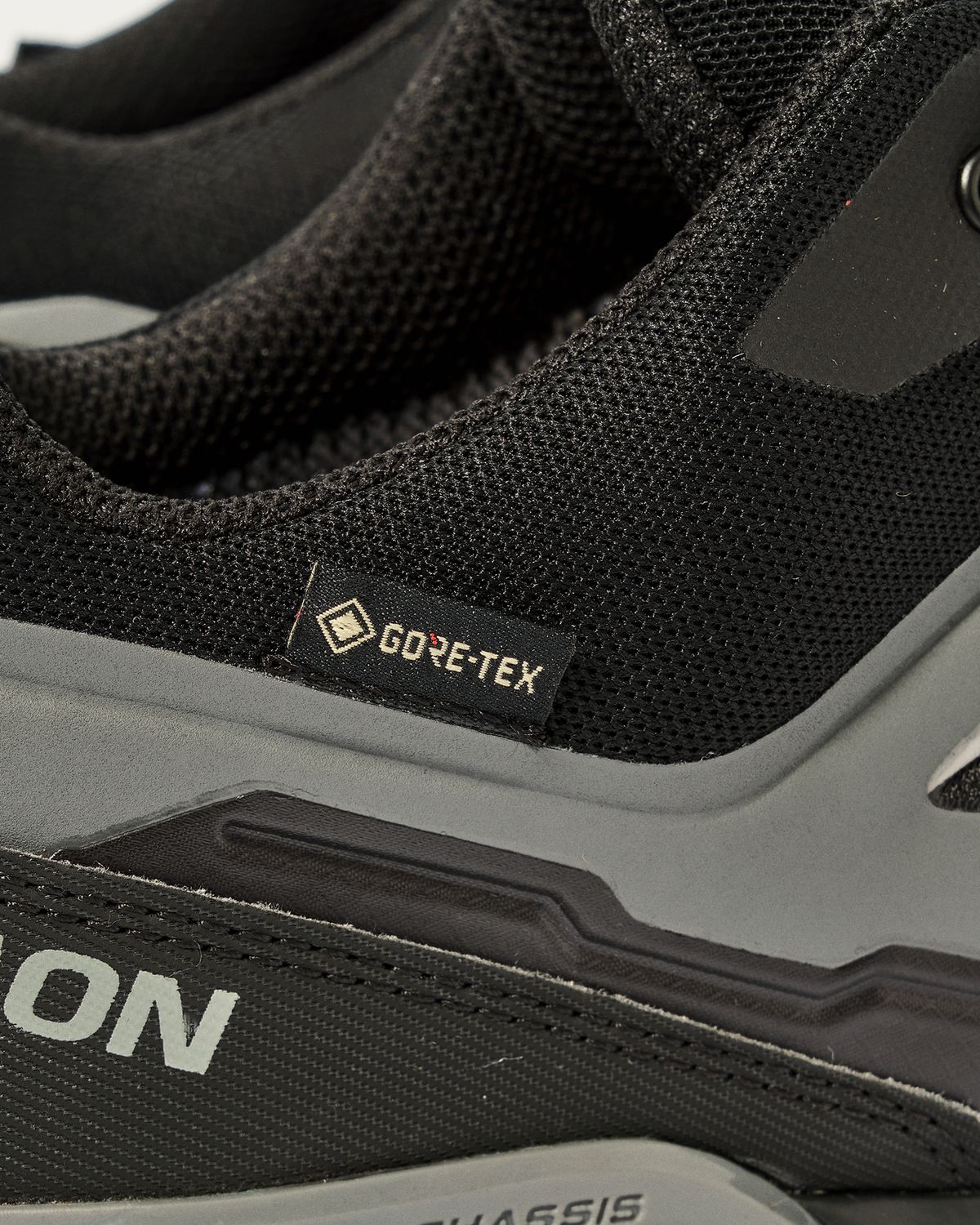 GORE-TEX waterproof protection