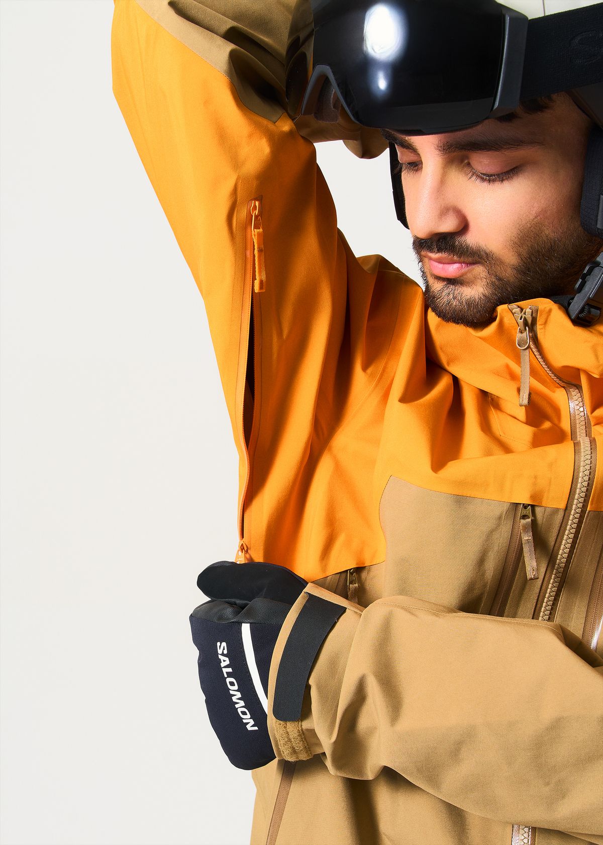 Underarm venting zips