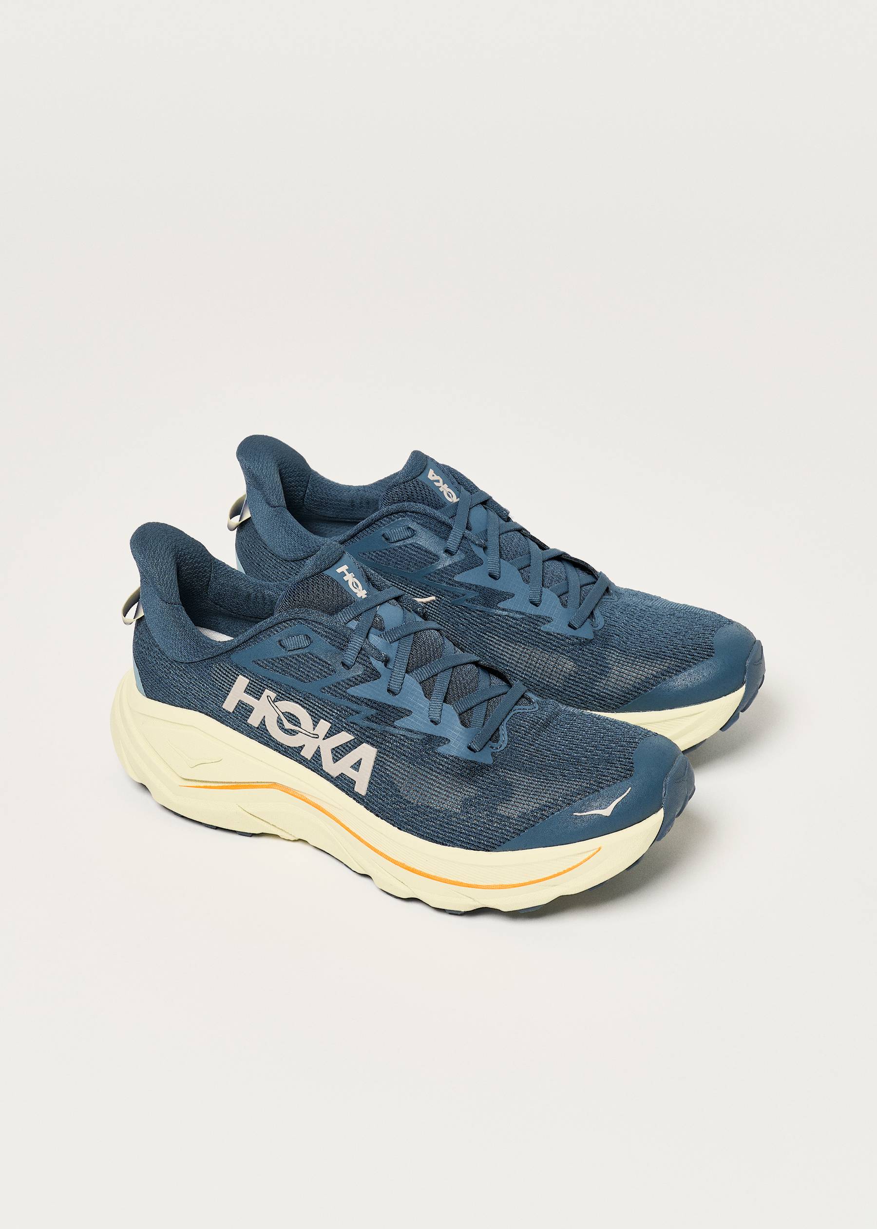 Image - 2 - Challenger 8 Trail Running Shoes