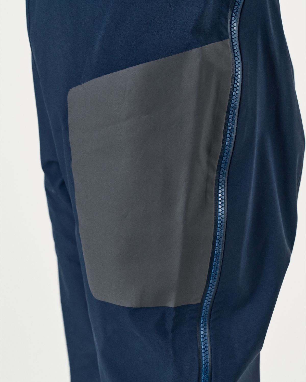  Ice screw protection 