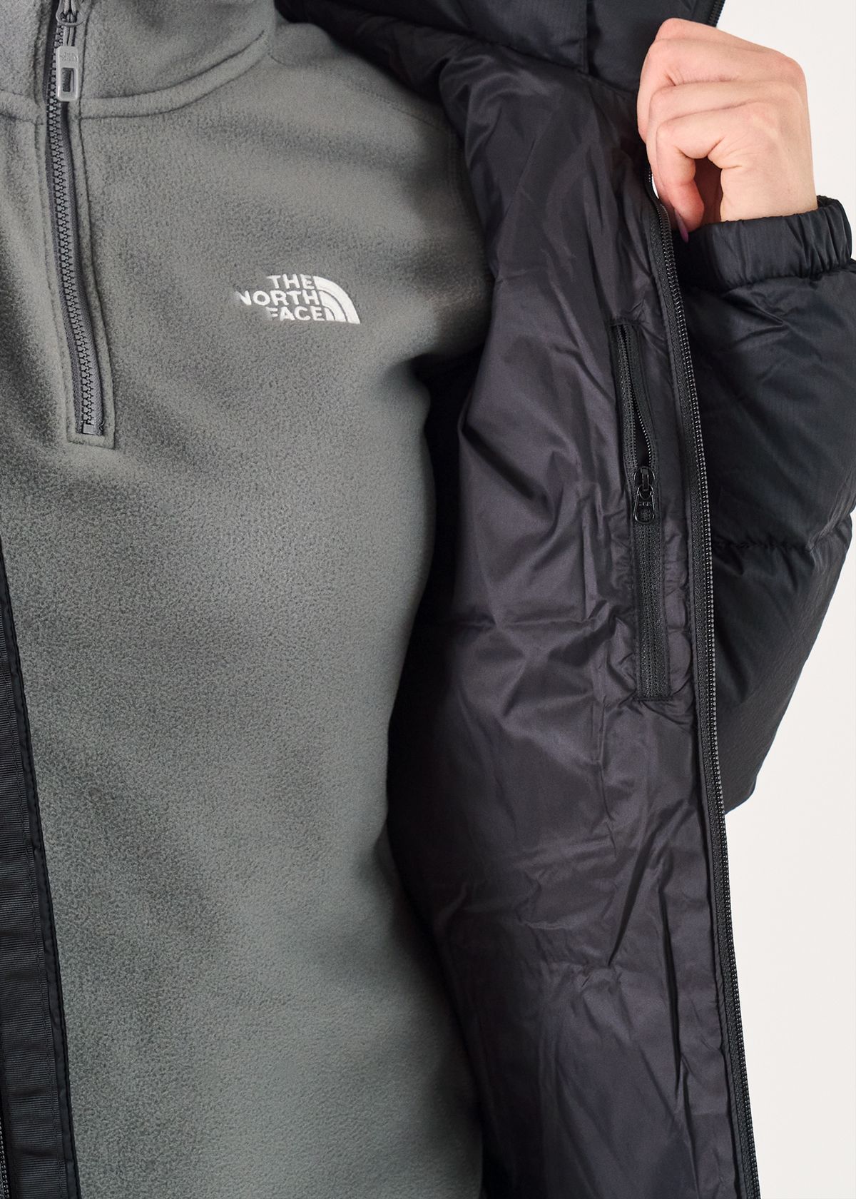 Internal chest pocket 