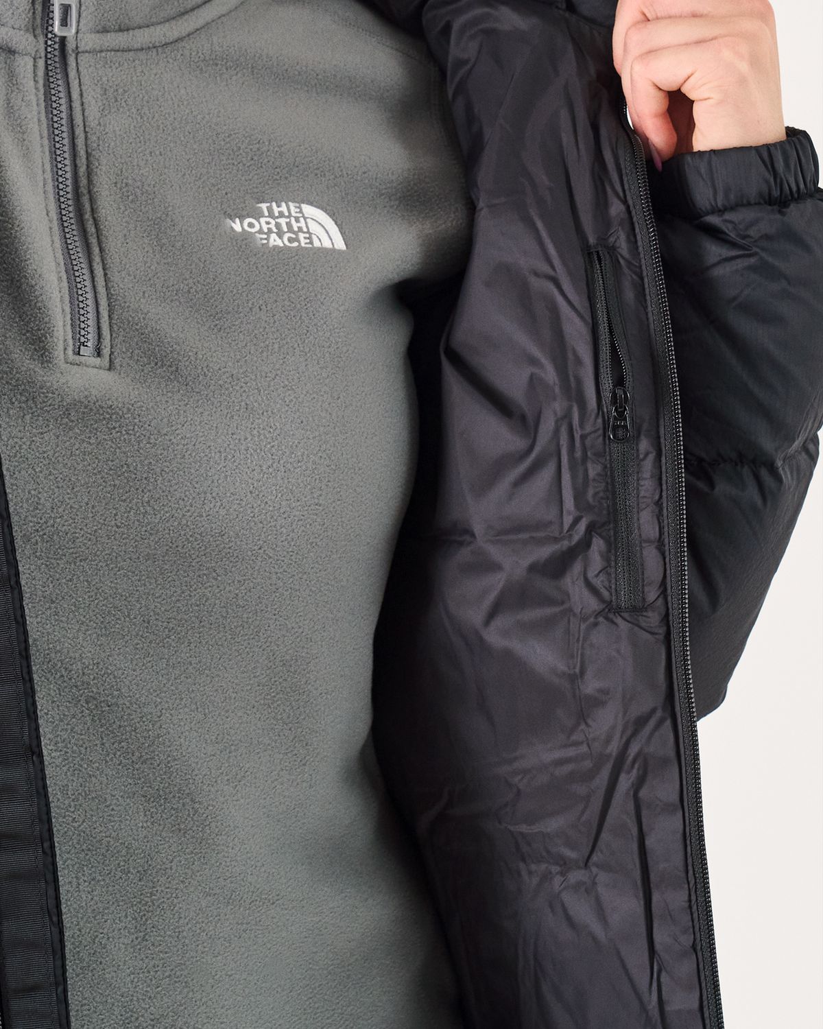 Internal chest pocket 