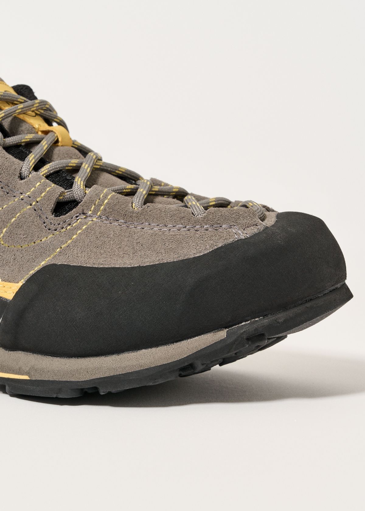 Protective rubber rand 