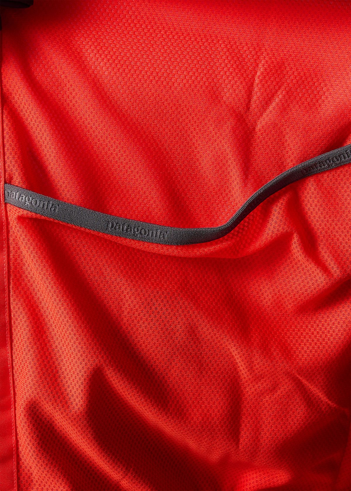 Mesh & tricot lining