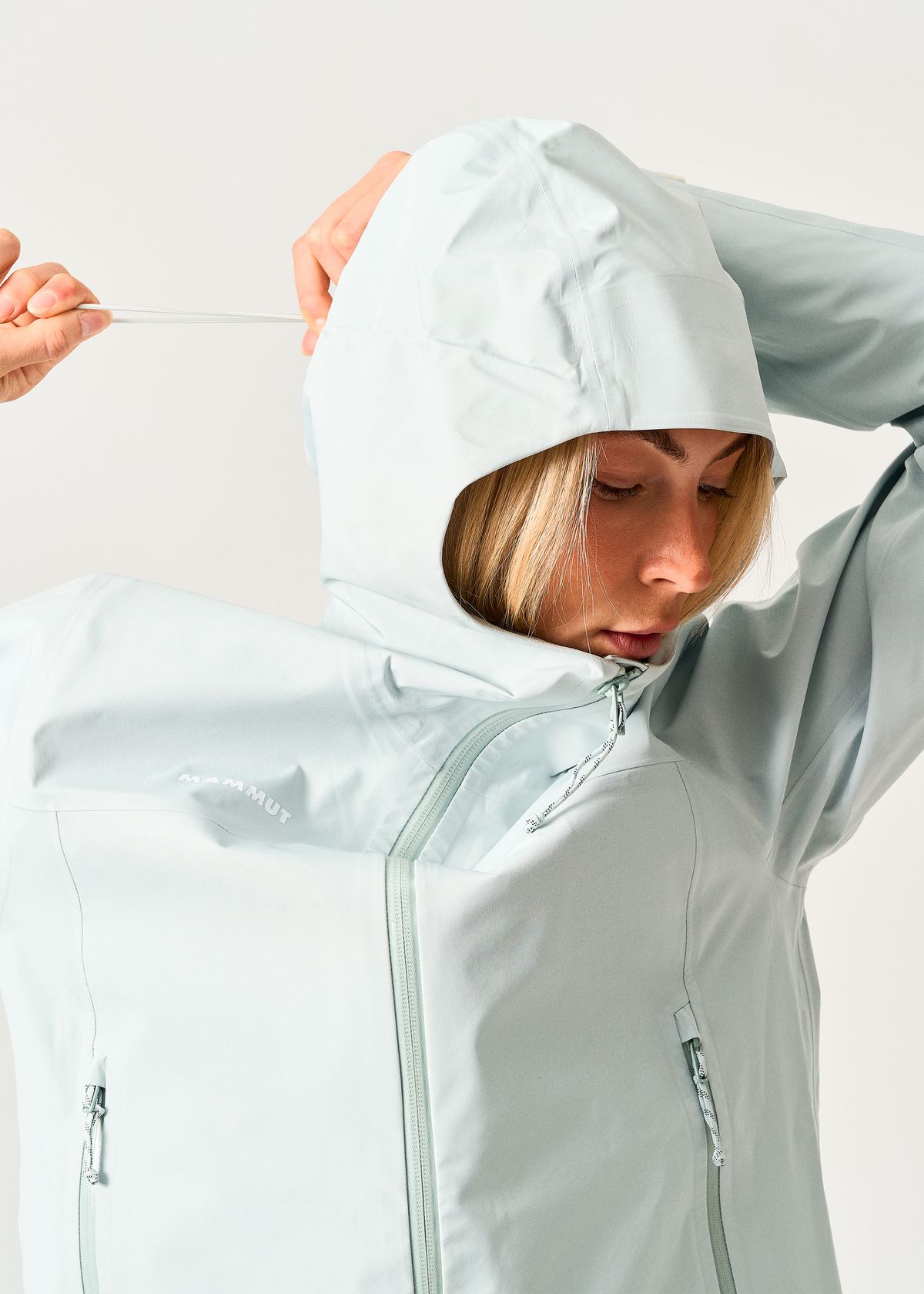 Adjustable hood