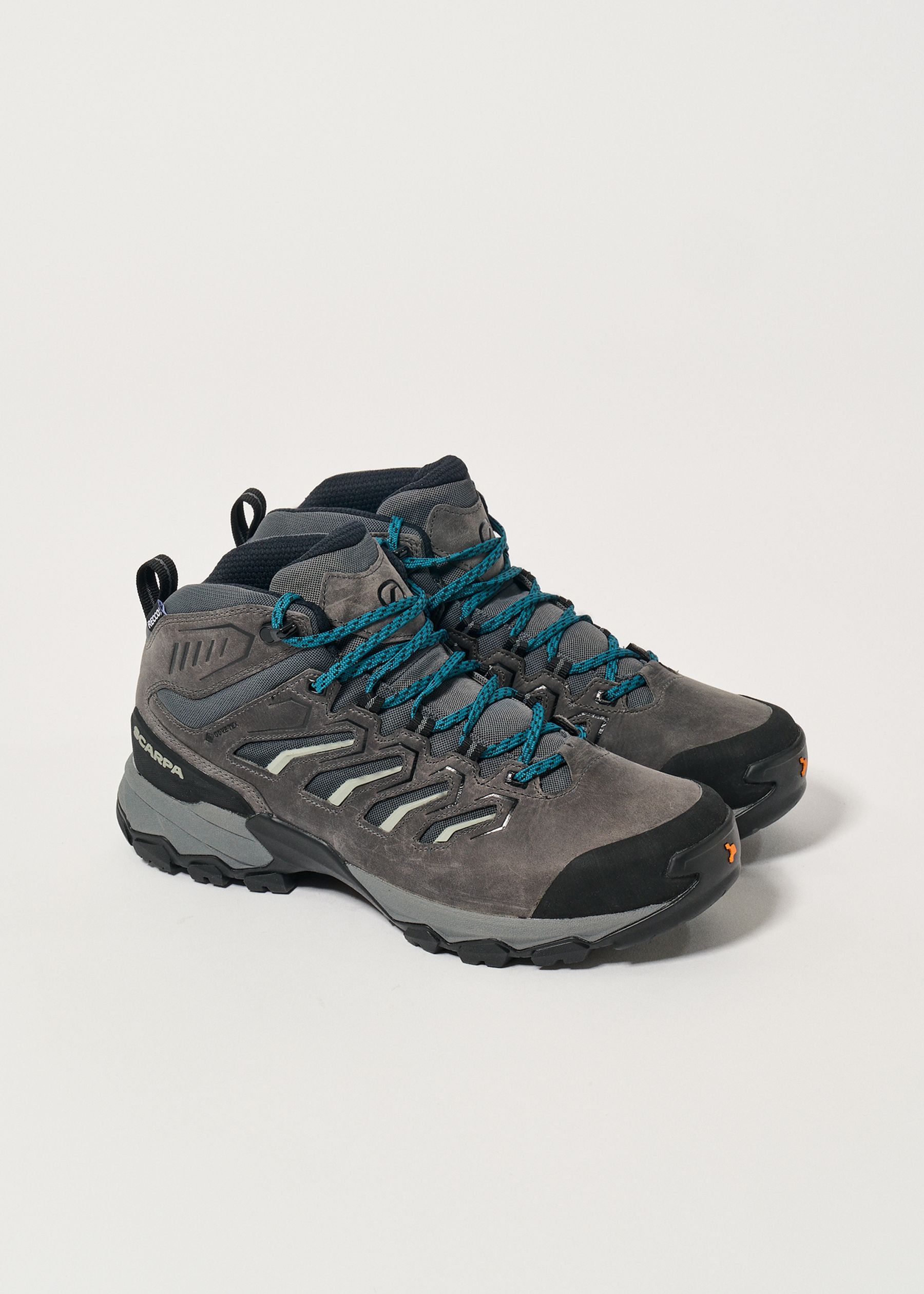 Image - 2 - Moraine Mid GORE-TEX Walking Boots