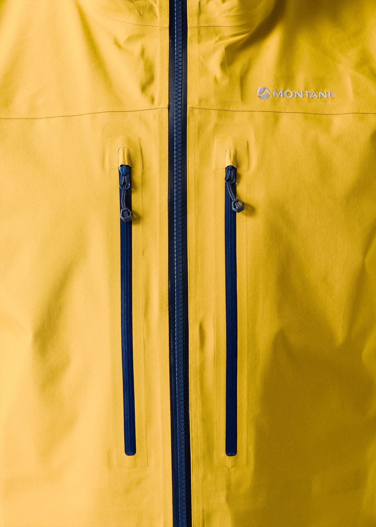 Harness compatible chest pockets