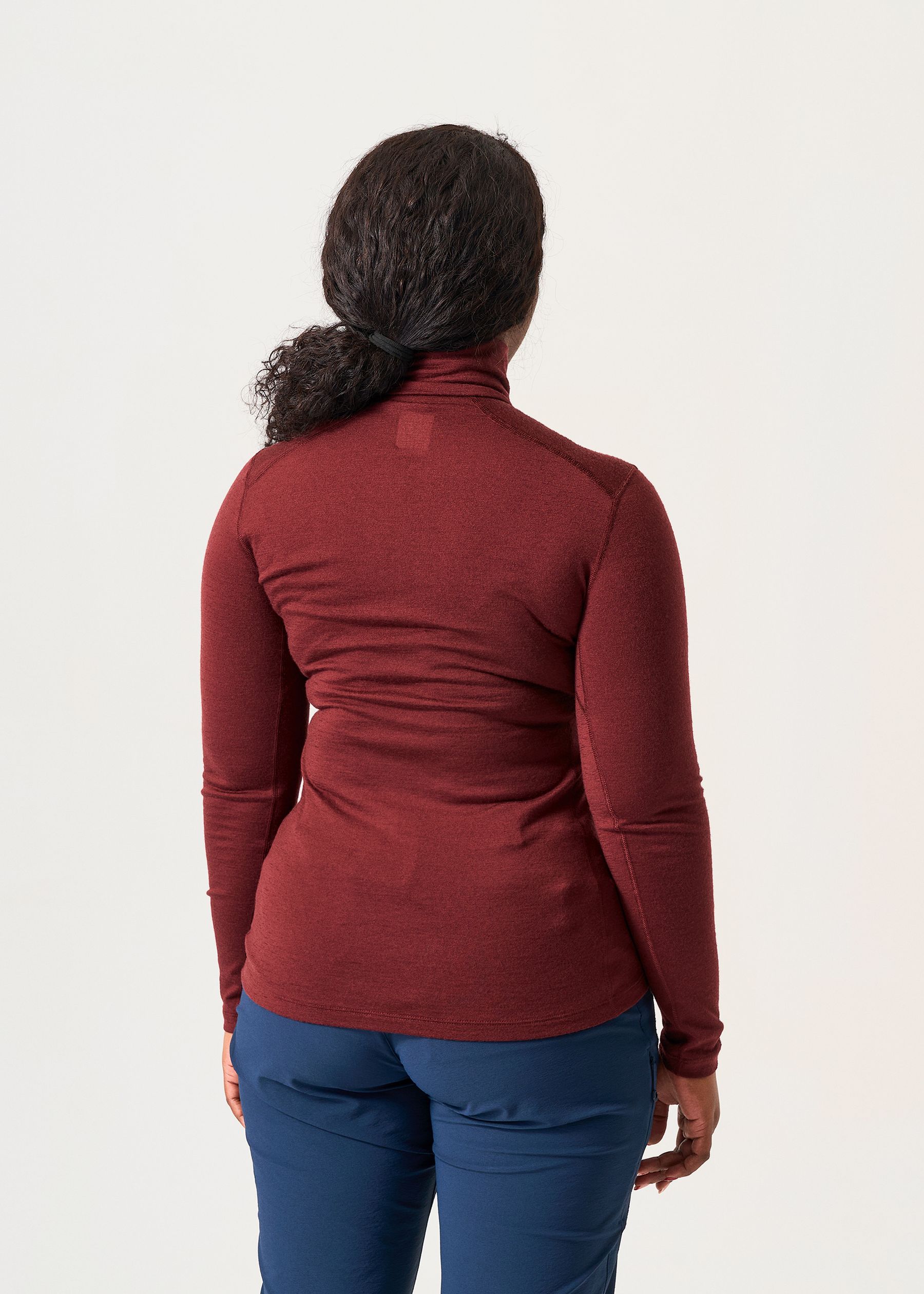 Image - 3 - Bodyfit 200 Oasis Long Sleeved Half Zip