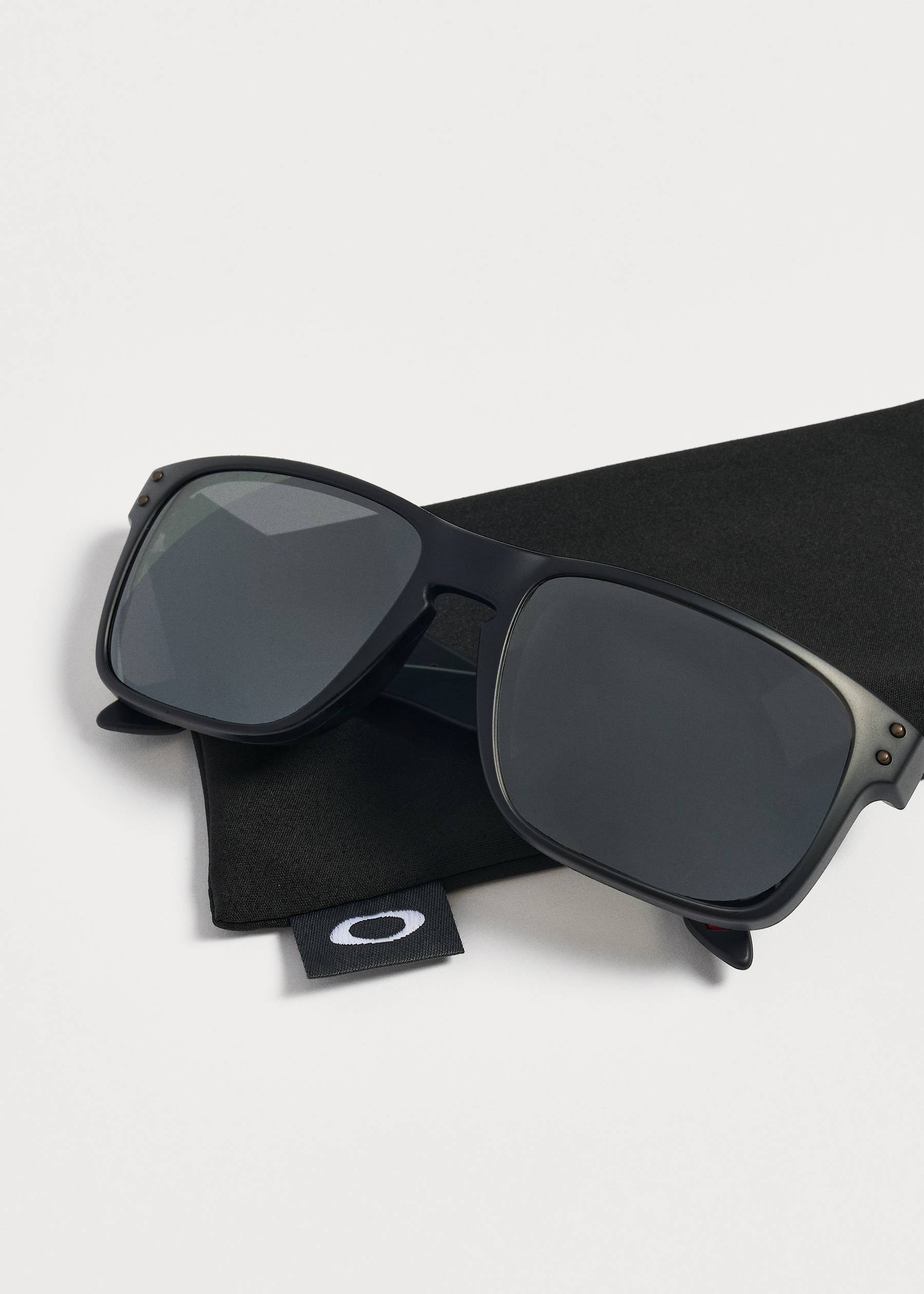 Image - 2 - Holbook Matte Black / Prizm Black Polarized Sunglasses