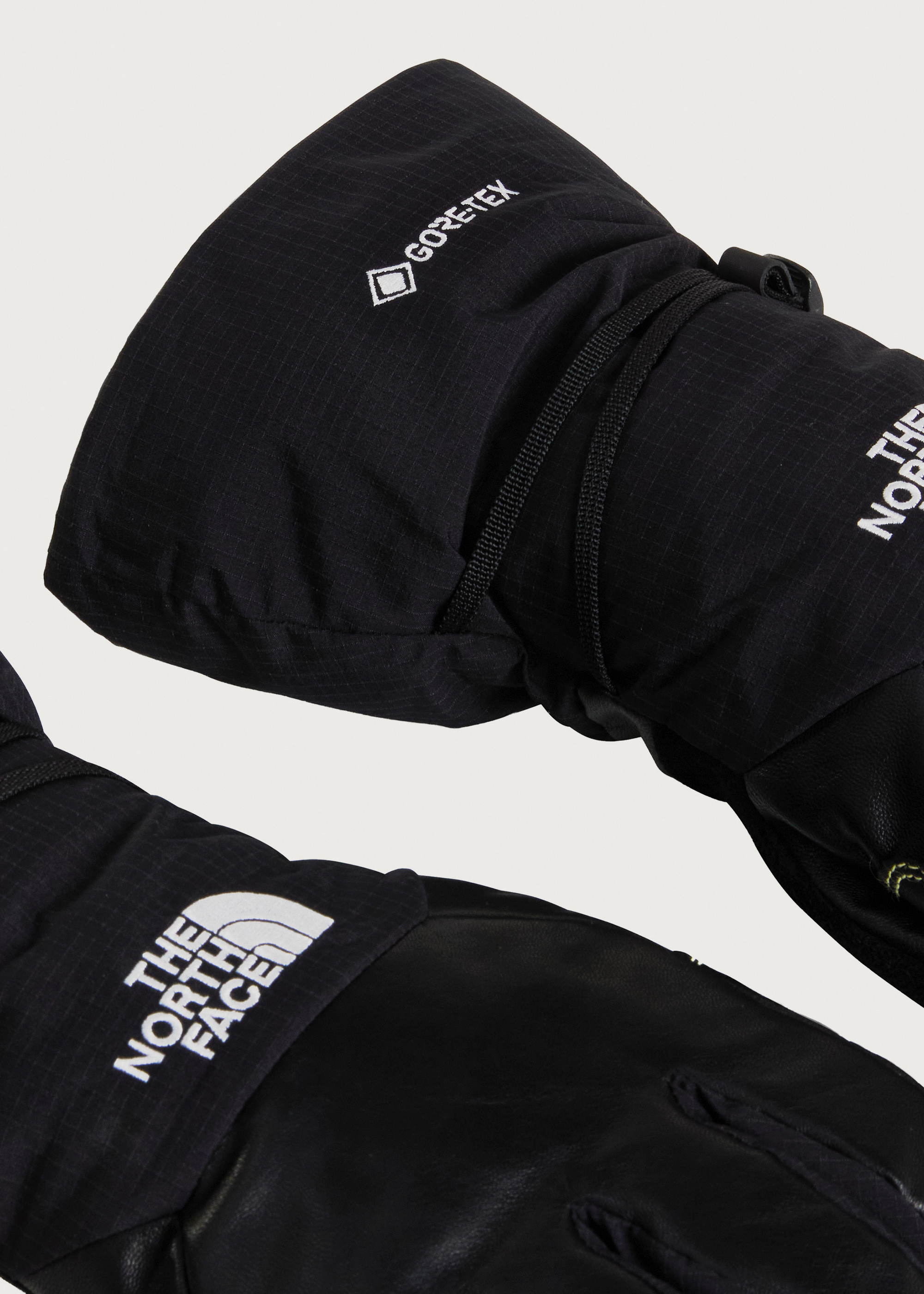 The North Face Summit Vengeance GORE-TEX Glove
