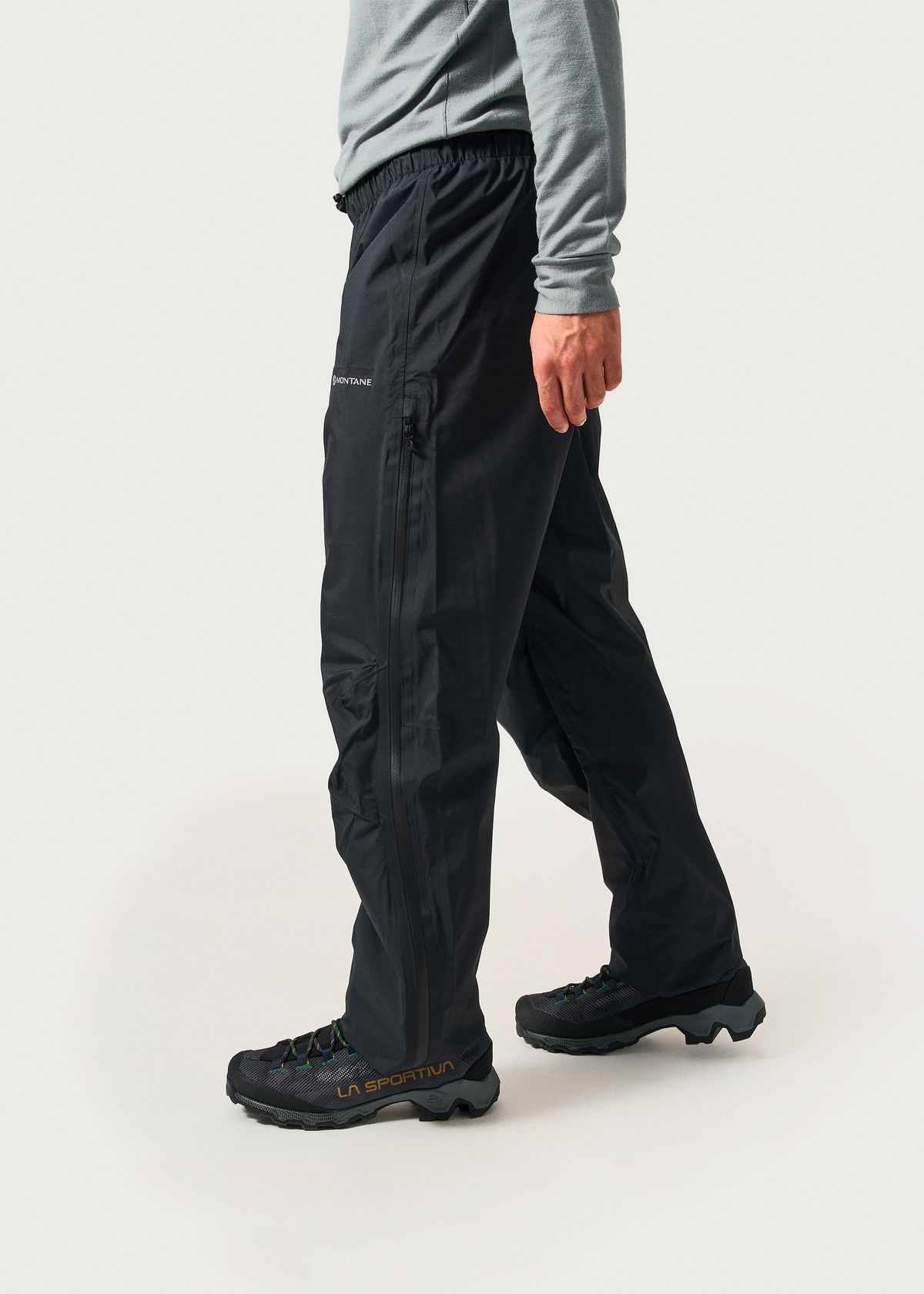 Three-quarter length side zips 