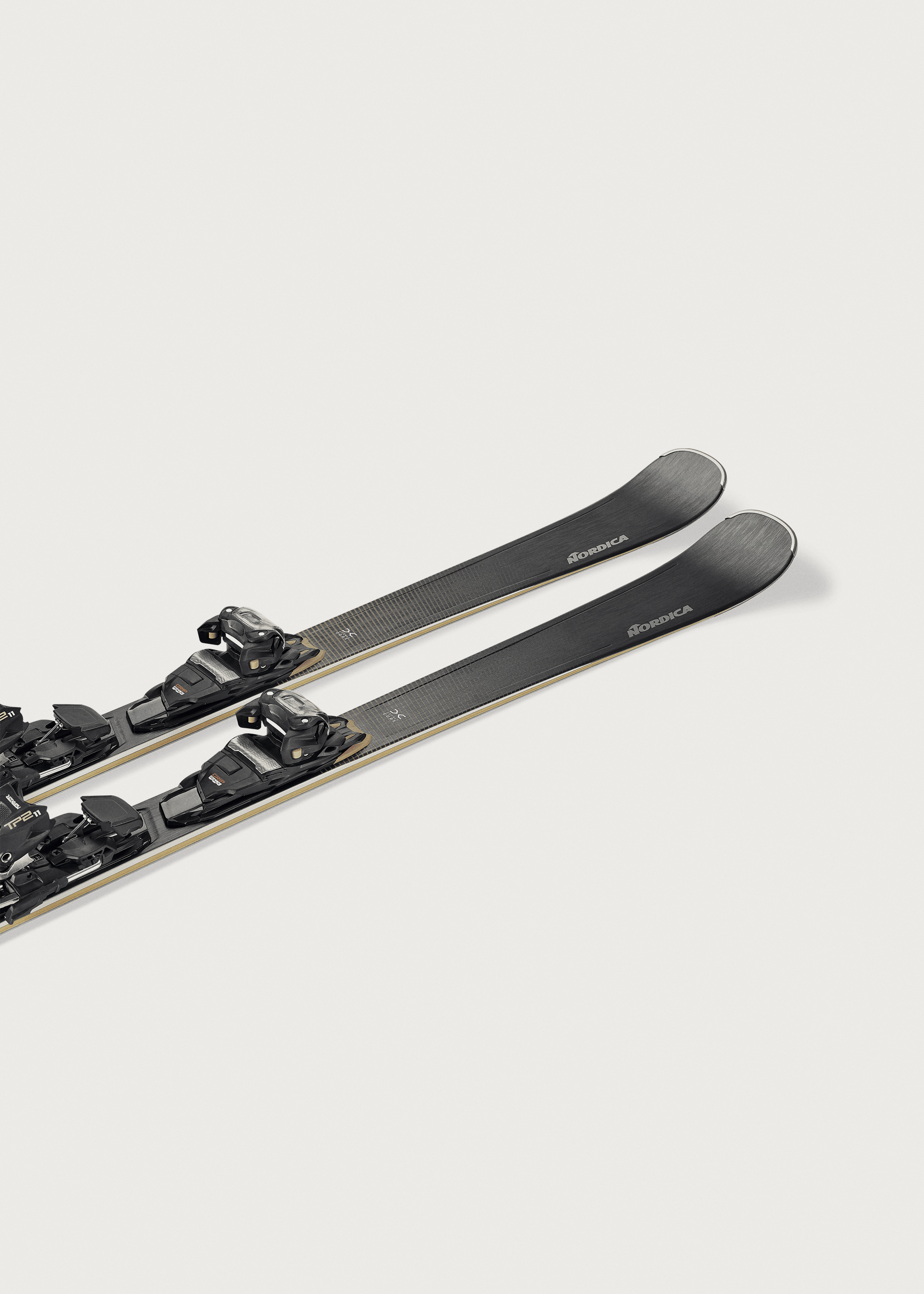 Nordica Belle DC 72 Skis + TP2LT 11 FDT GW Bindings