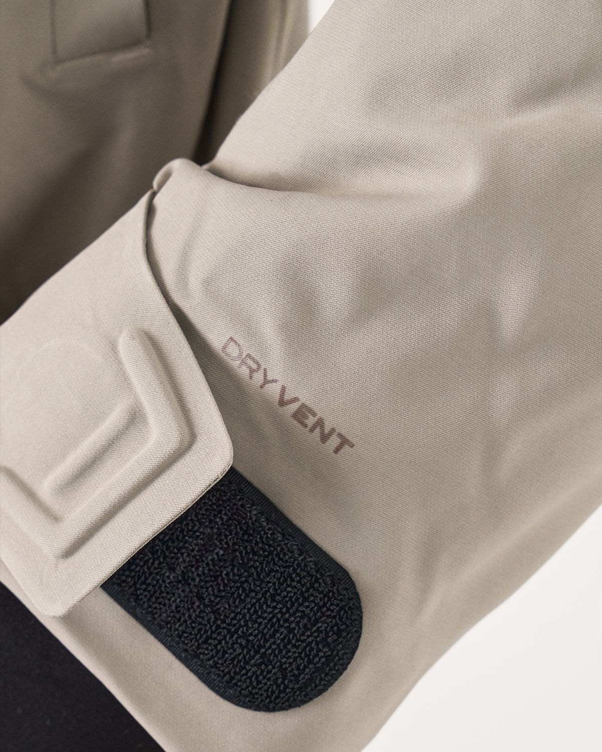 4-Way Stretch DryVent